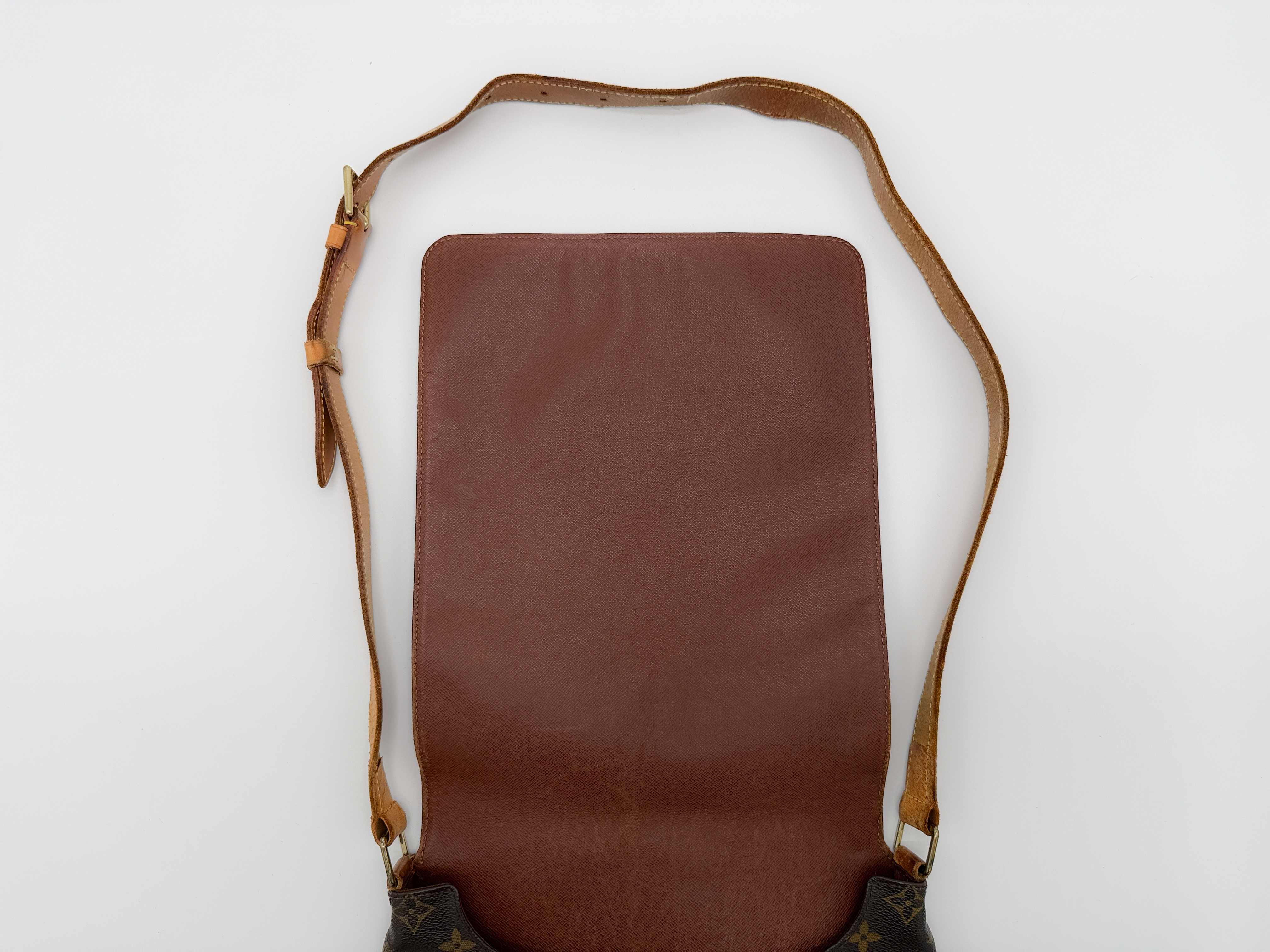 Monogram M51256 Musette AS1000 Shoulder Bag — view 11