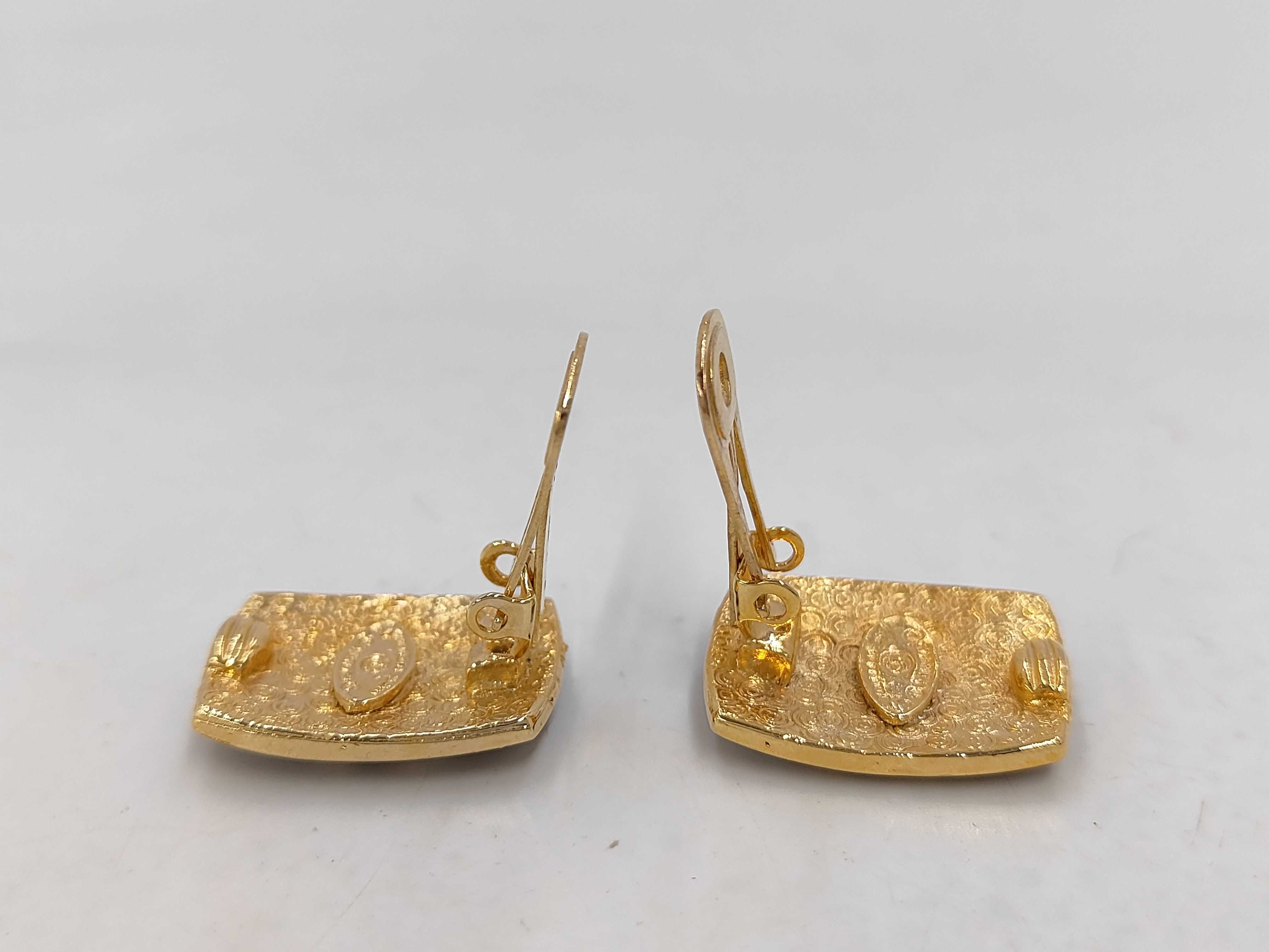 earrings — view 3
