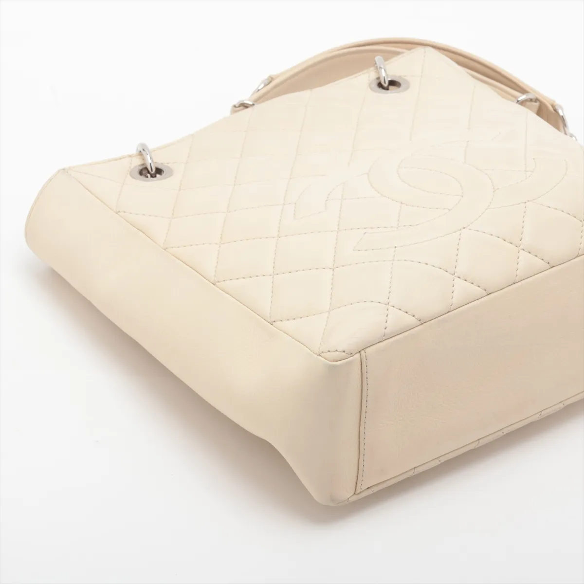 PST Caviar Skin Chain Tote Bag, White, Silver Hardware, Item No. 14589884 (Serial Number 14) — view 4