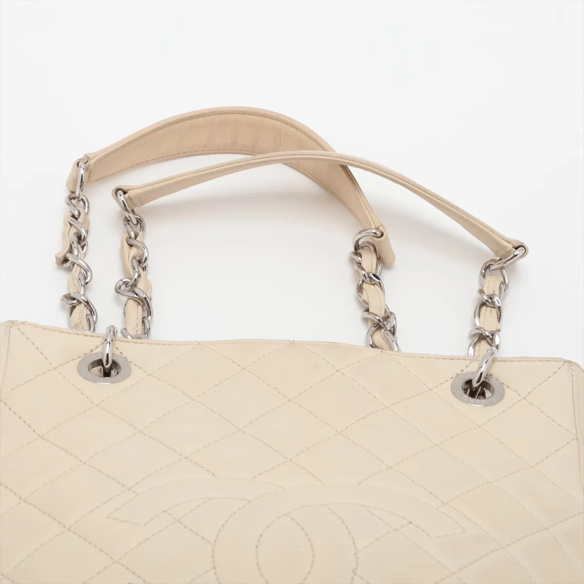 PST Caviar Skin Chain Tote Bag, White, Silver Hardware, Item No. 14589884 (Serial Number 14) — view 6