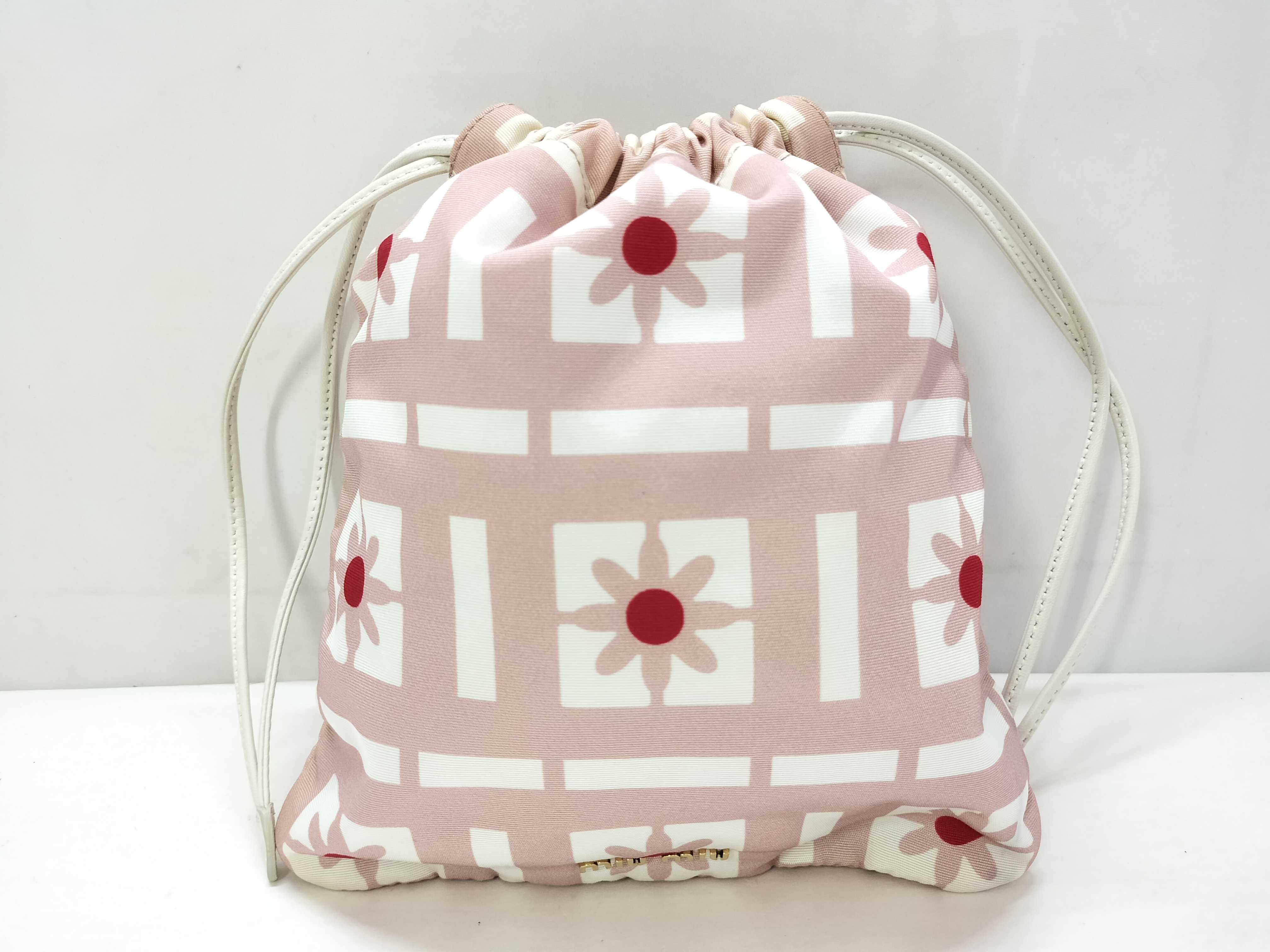 drawstring pouch