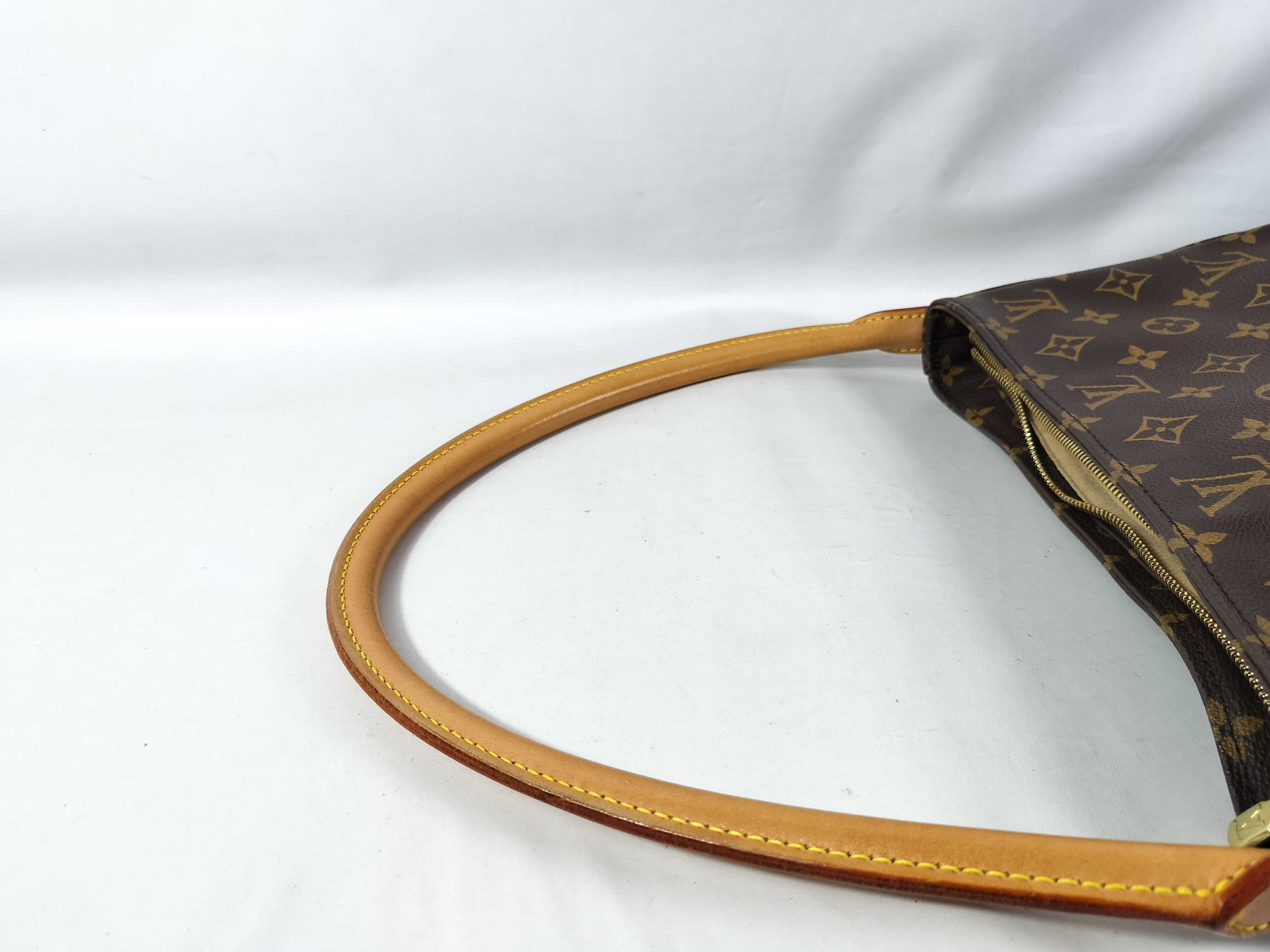 Monogram Louis Vuitton Looping GM Shoulder Bag Monogram M51145 Shoulder Bag — view 3