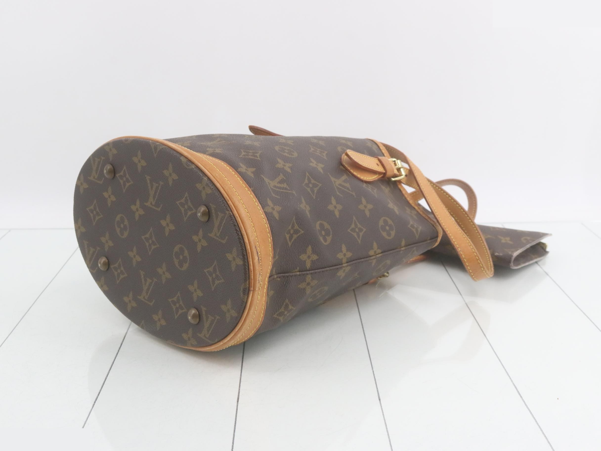 Bucket PM with pouch — view 6
