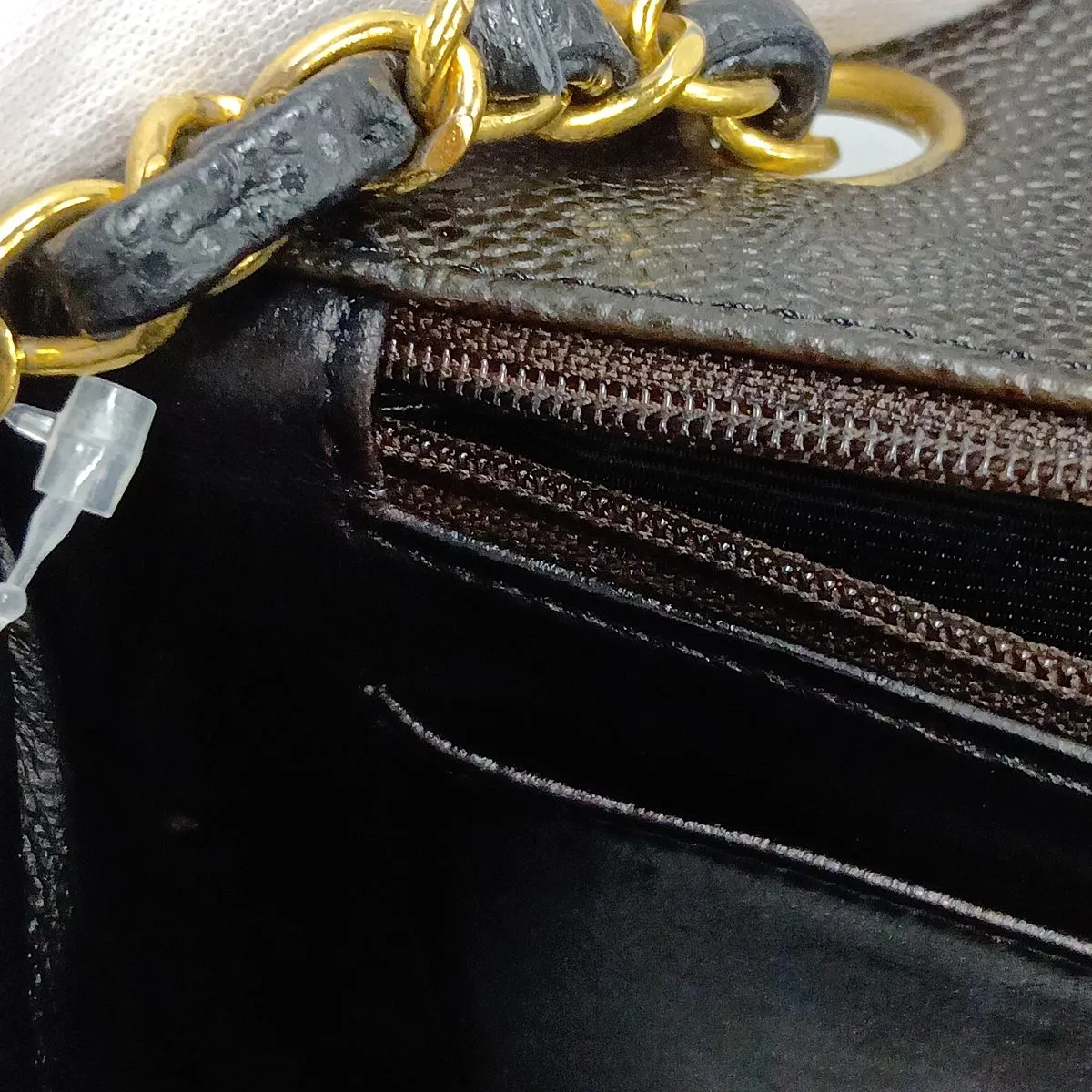 [Individually packaged] Chanel Matelassé Caviar Skin Single Flap Single Chain Bag Diana Flap Black Gold Hardware 4488733 Series 4 — view 14