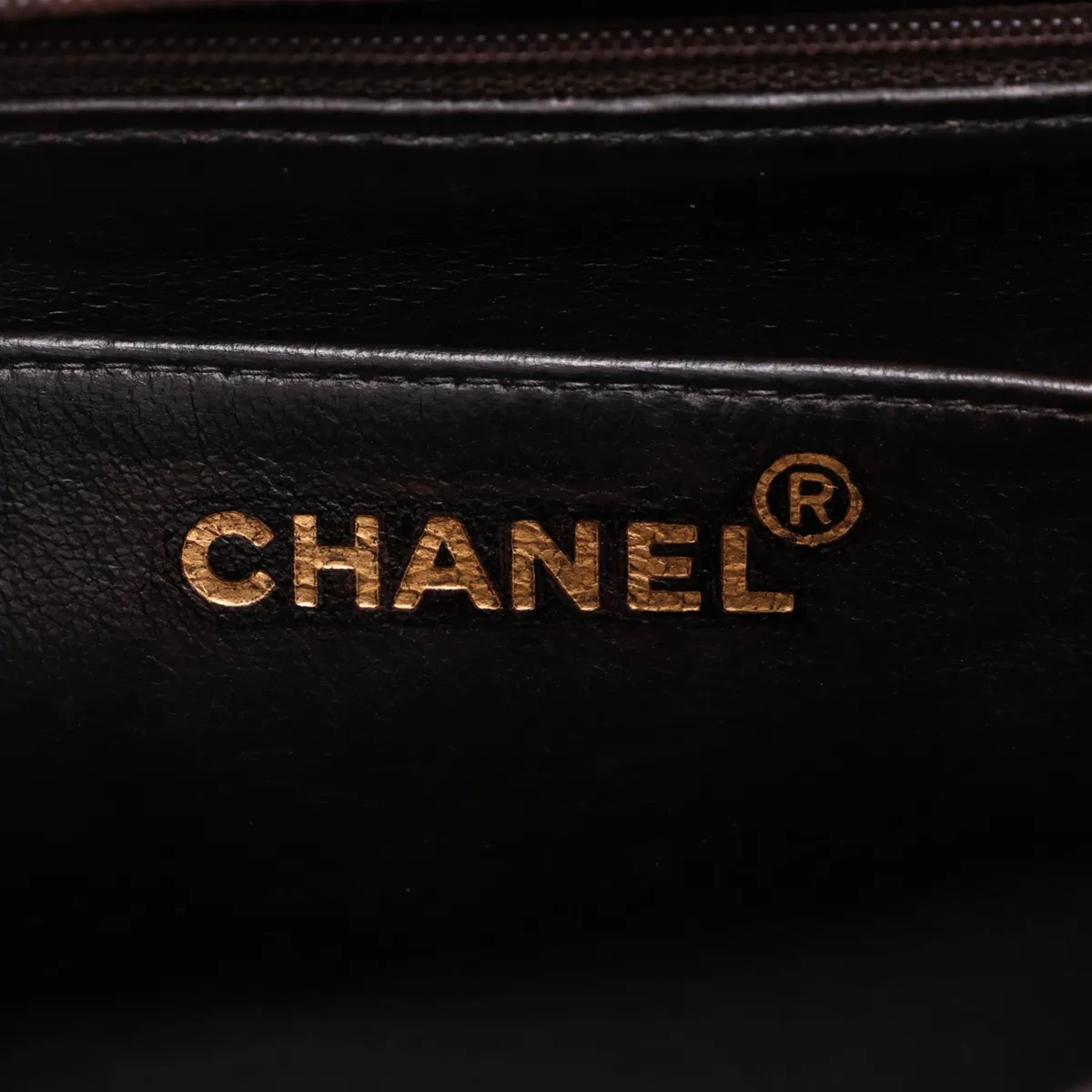 [Individually packaged] Chanel Matelassé Caviar Skin Single Flap Single Chain Bag Diana Flap Black Gold Hardware 4488733 Series 4 — view 9