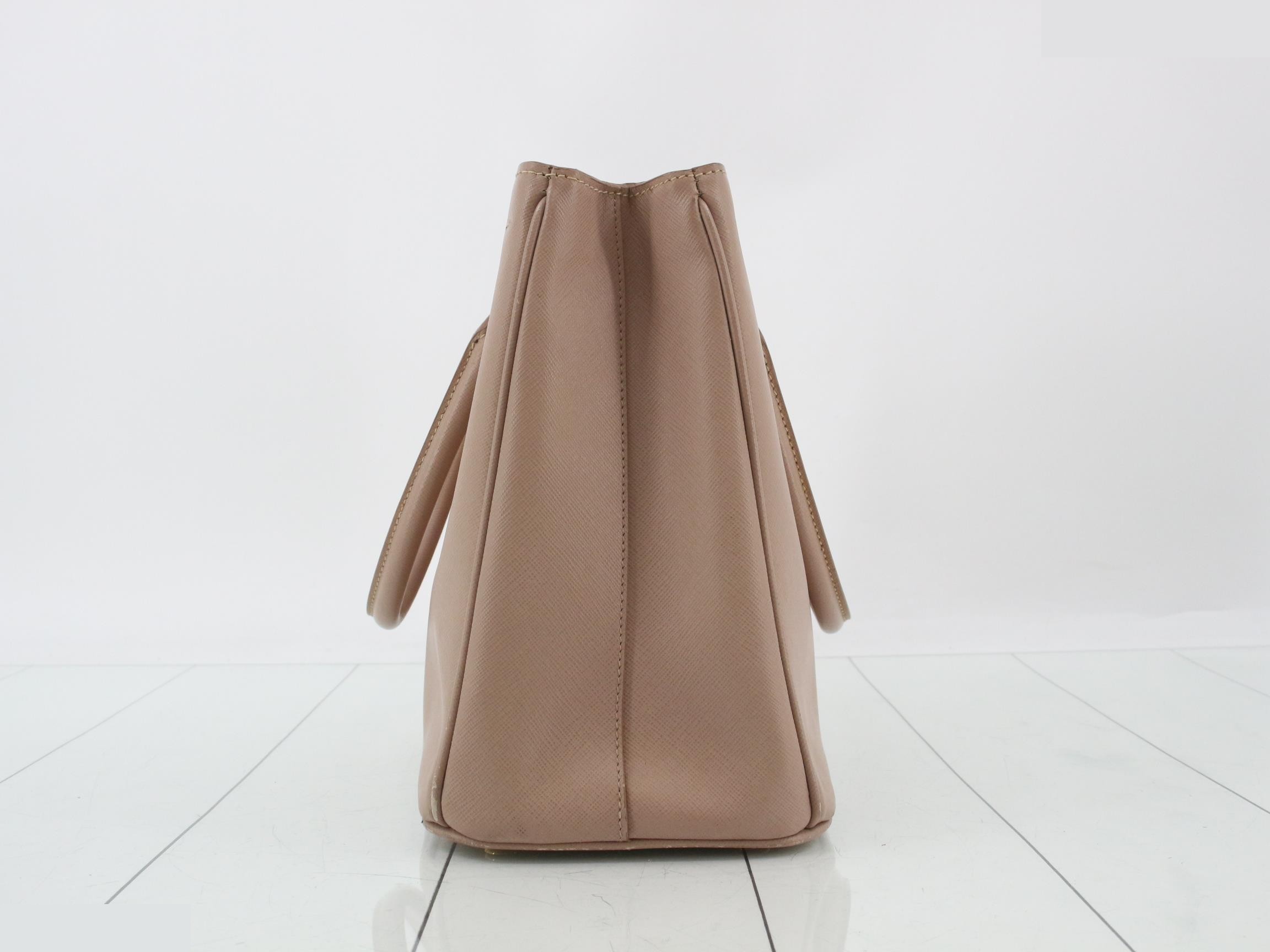 handbag — view 3