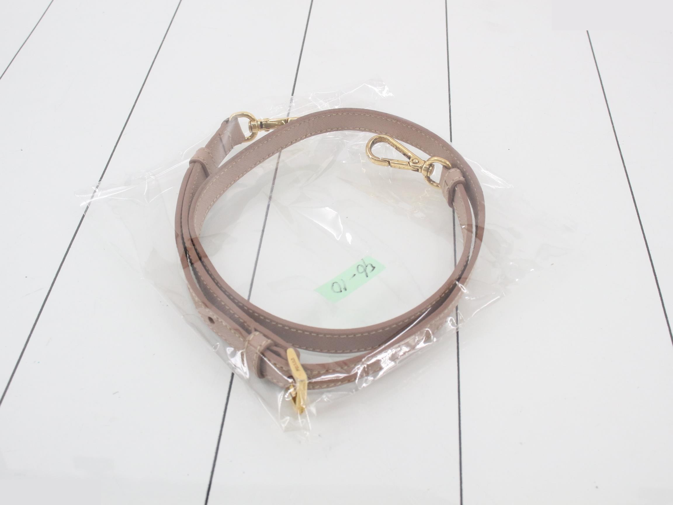 handbag — view 7