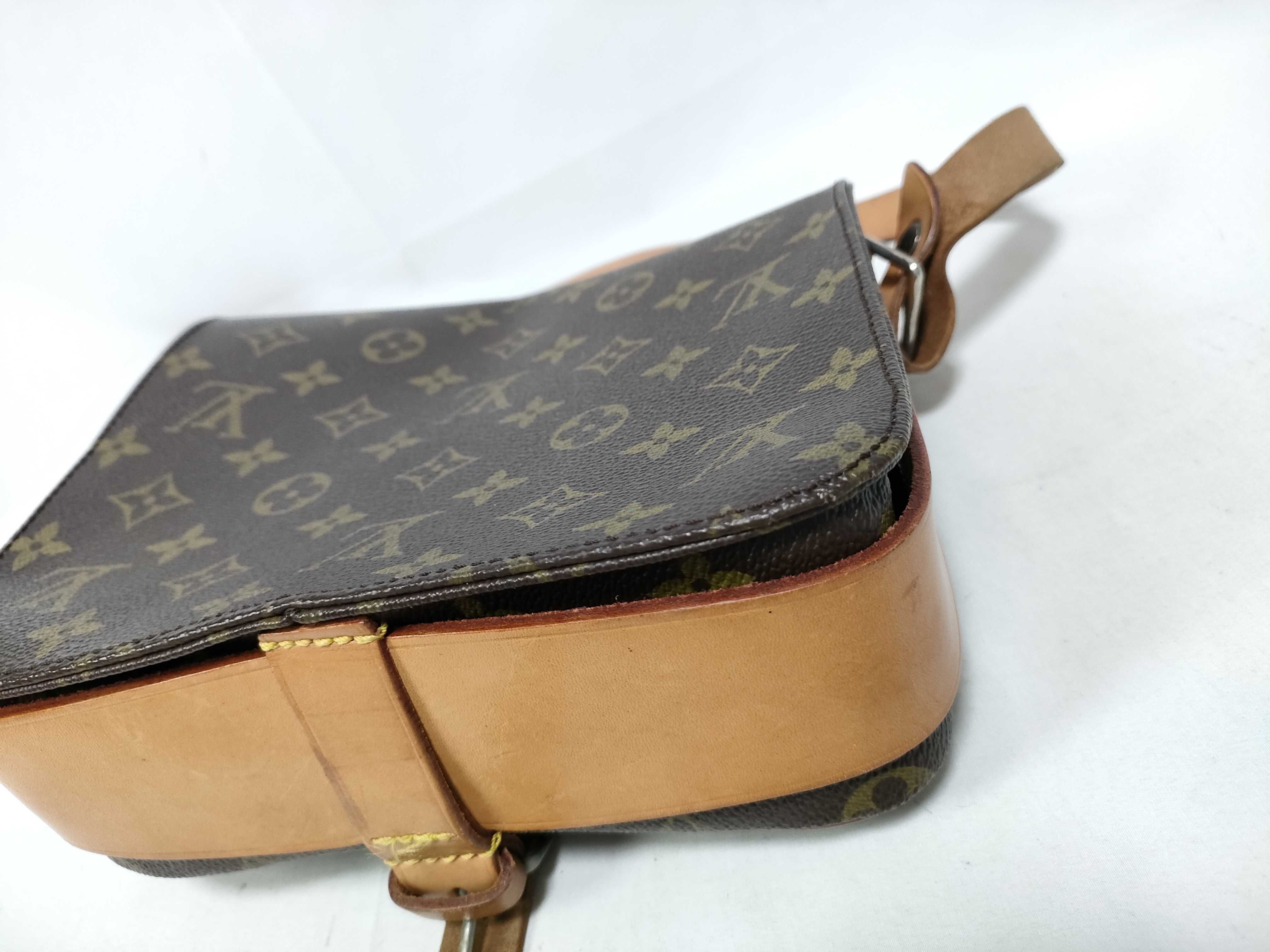 Monogram Louis Vuitton Monogram M51253 Cartouchiere MM 841 Shoulder Bag — view 4