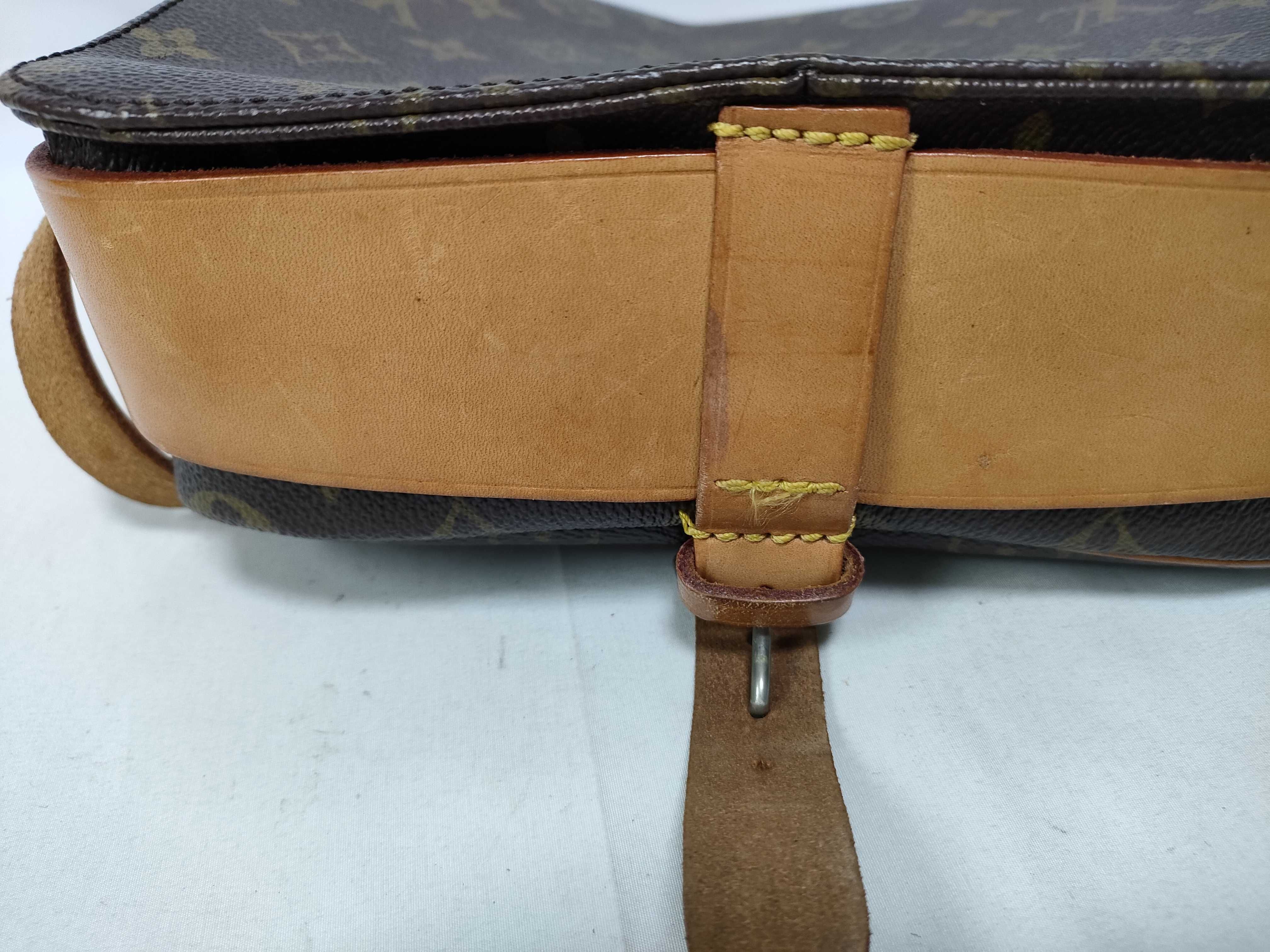 Monogram Louis Vuitton Monogram M51253 Cartouchiere MM 841 Shoulder Bag — view 6