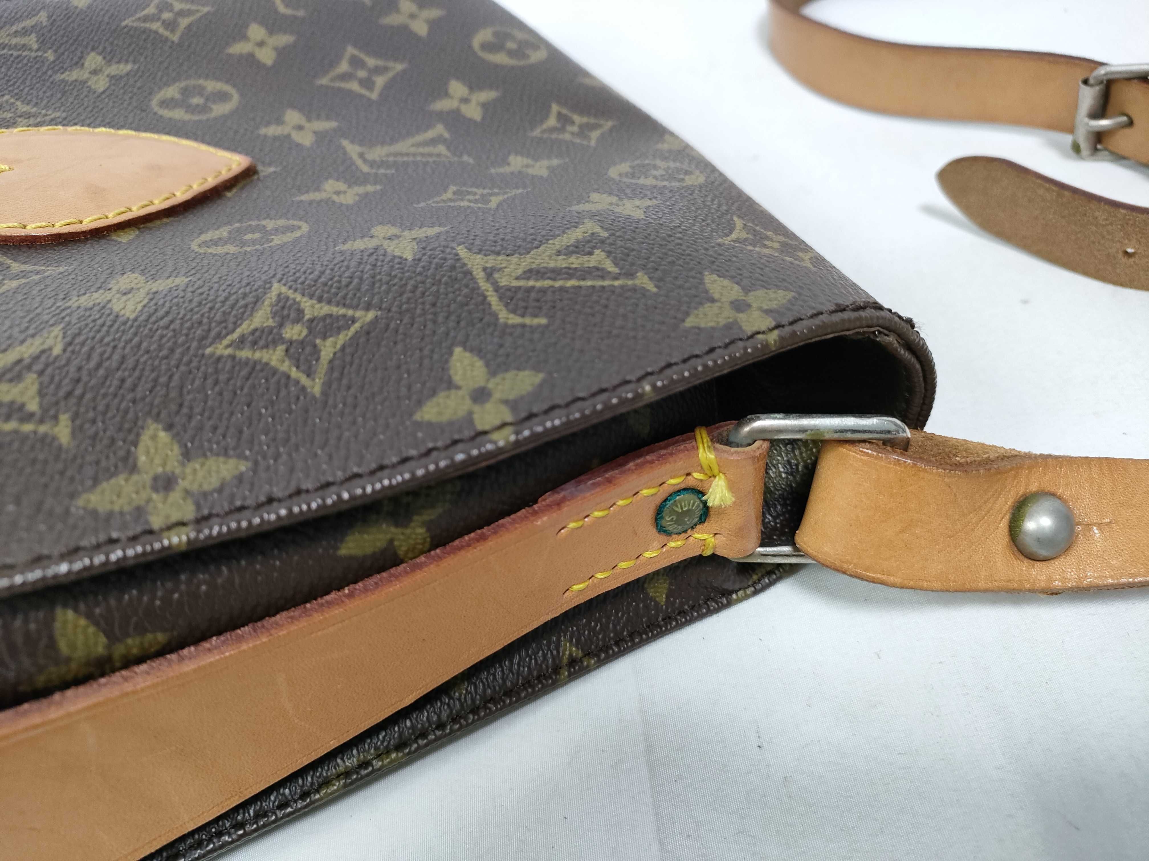 Monogram Louis Vuitton Monogram M51253 Cartouchiere MM 841 Shoulder Bag — view 7