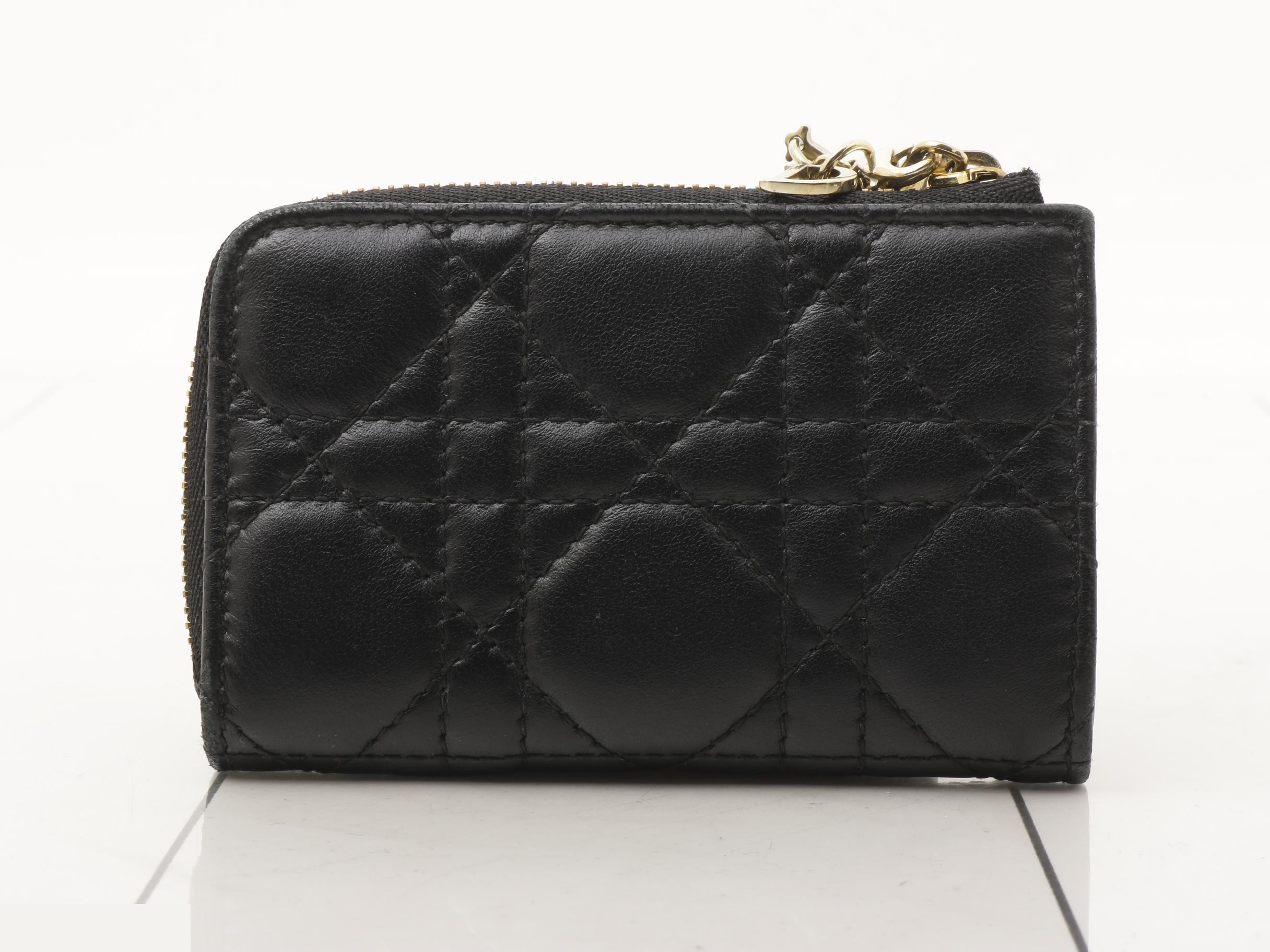 coin case — view 2