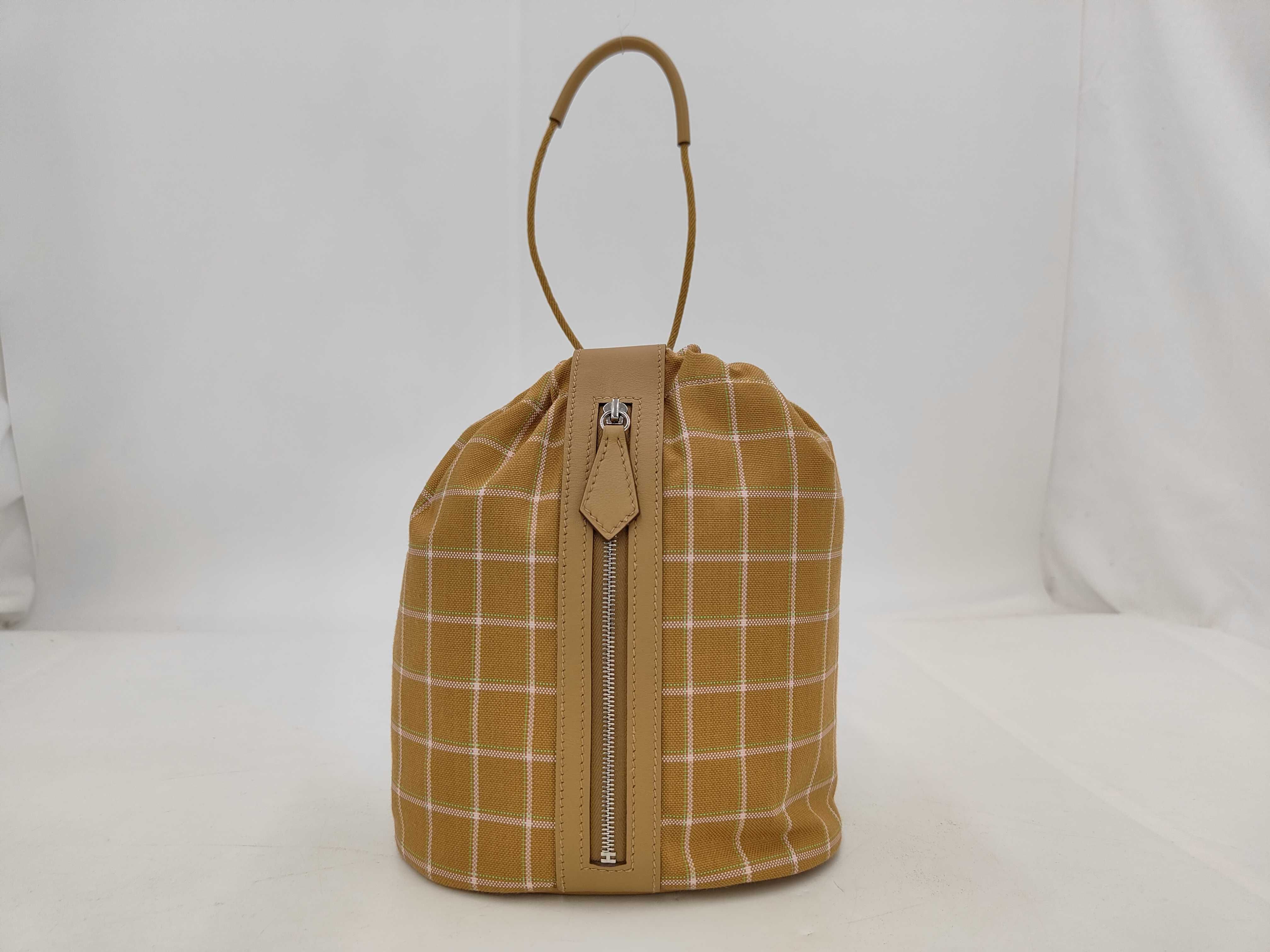Official Website ¥366,300 Trek-H Trek H W stamp Toile handbag