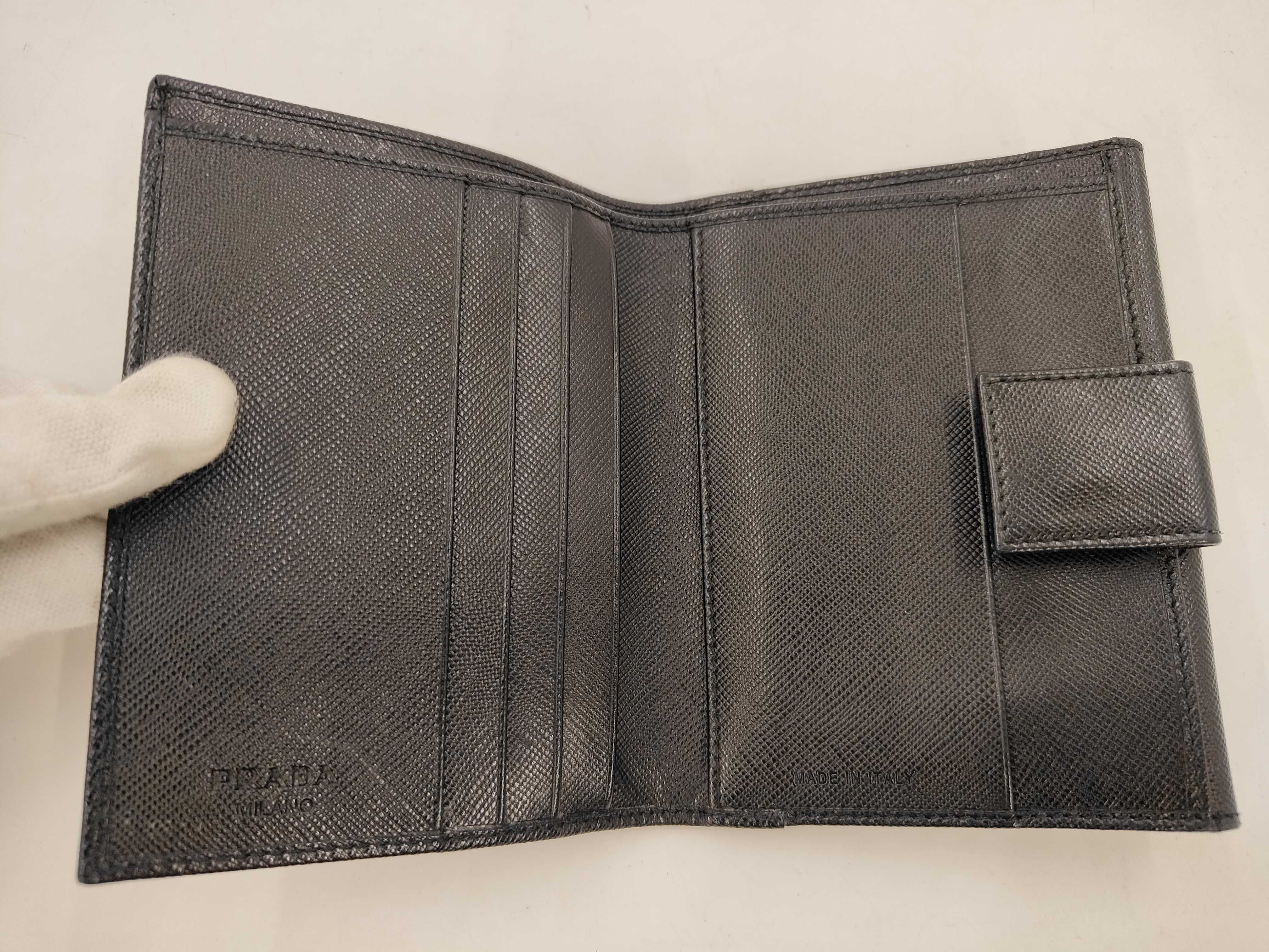 bi-fold wallet, Saffiano leather wallet — view 9