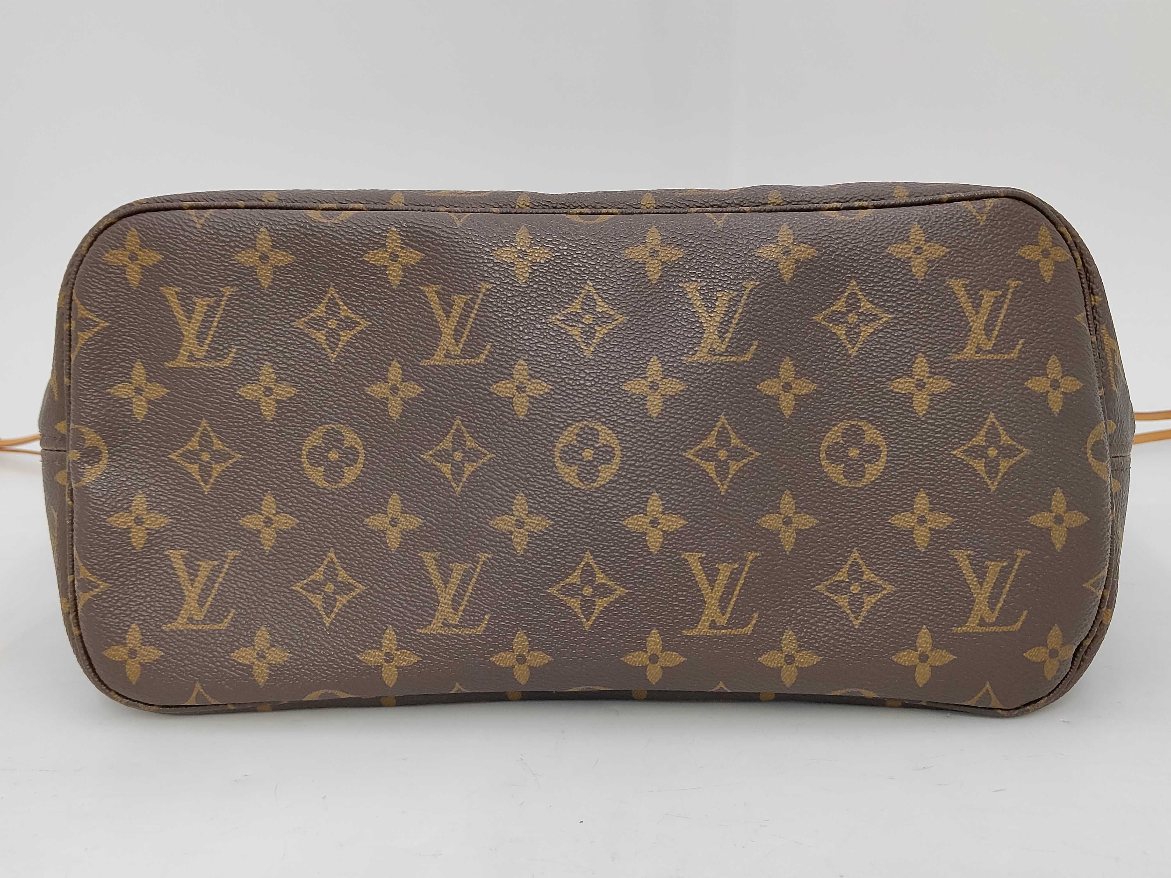 Monogram — view 6