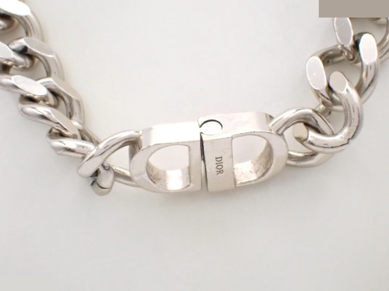 Silver necklace, total length approximately 46 cm — view 2
