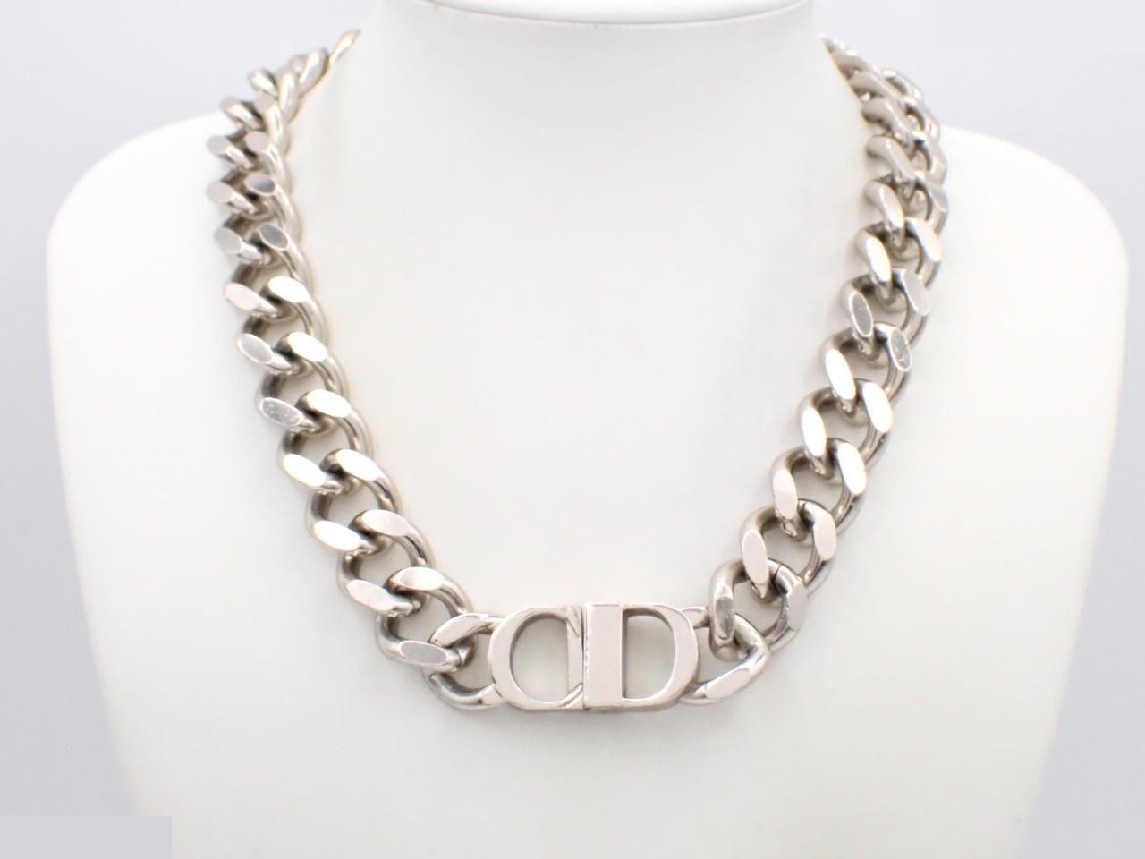 Silver necklace, total length approximately 46 cm — view 3