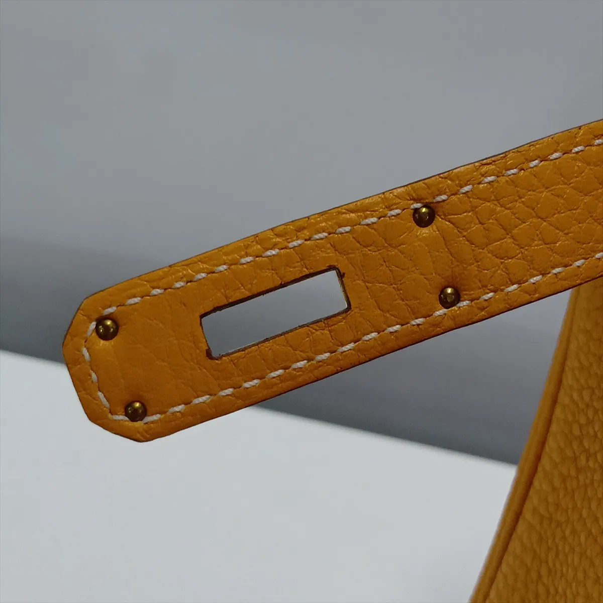 [Individually packaged] Hermes Birkin 30 Letournée Togo Mustard Gold Hardware P:2012 — view 15