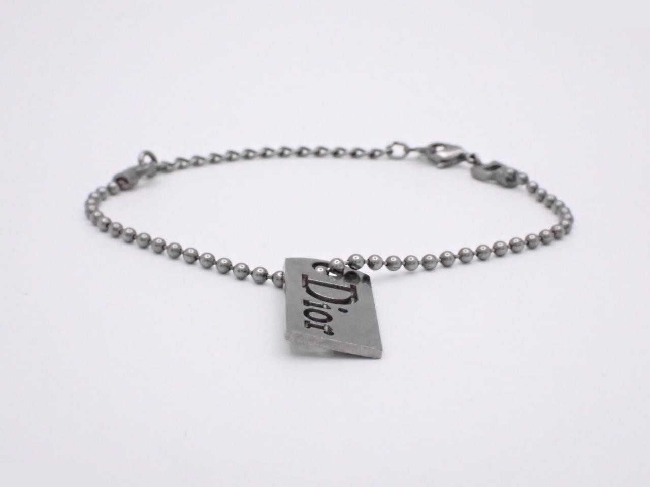 Other lines: Precious metals, bracelets, bangles (metal)