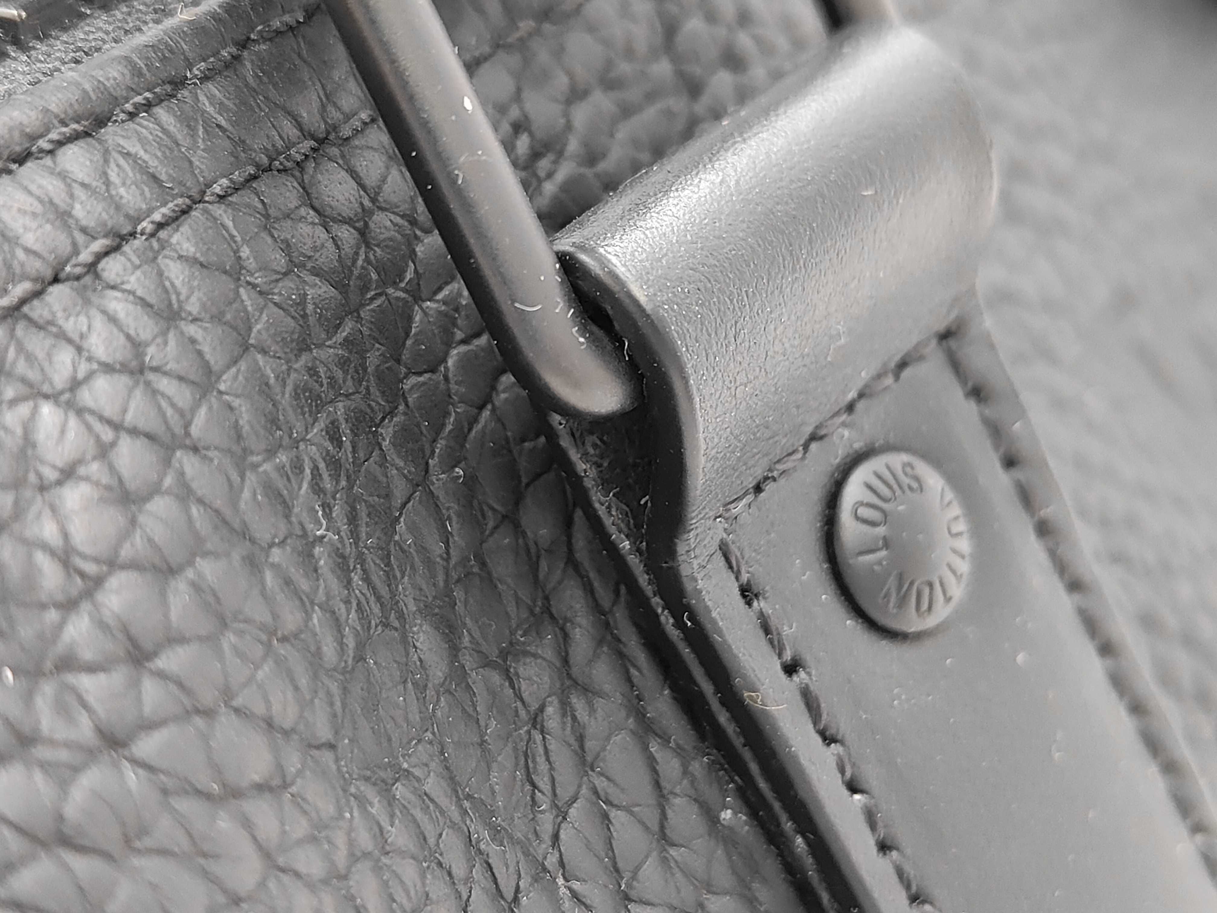 LV Taurillon Monogram Keepall Bandoulière 25 M20900 RFID Handbag — view 4