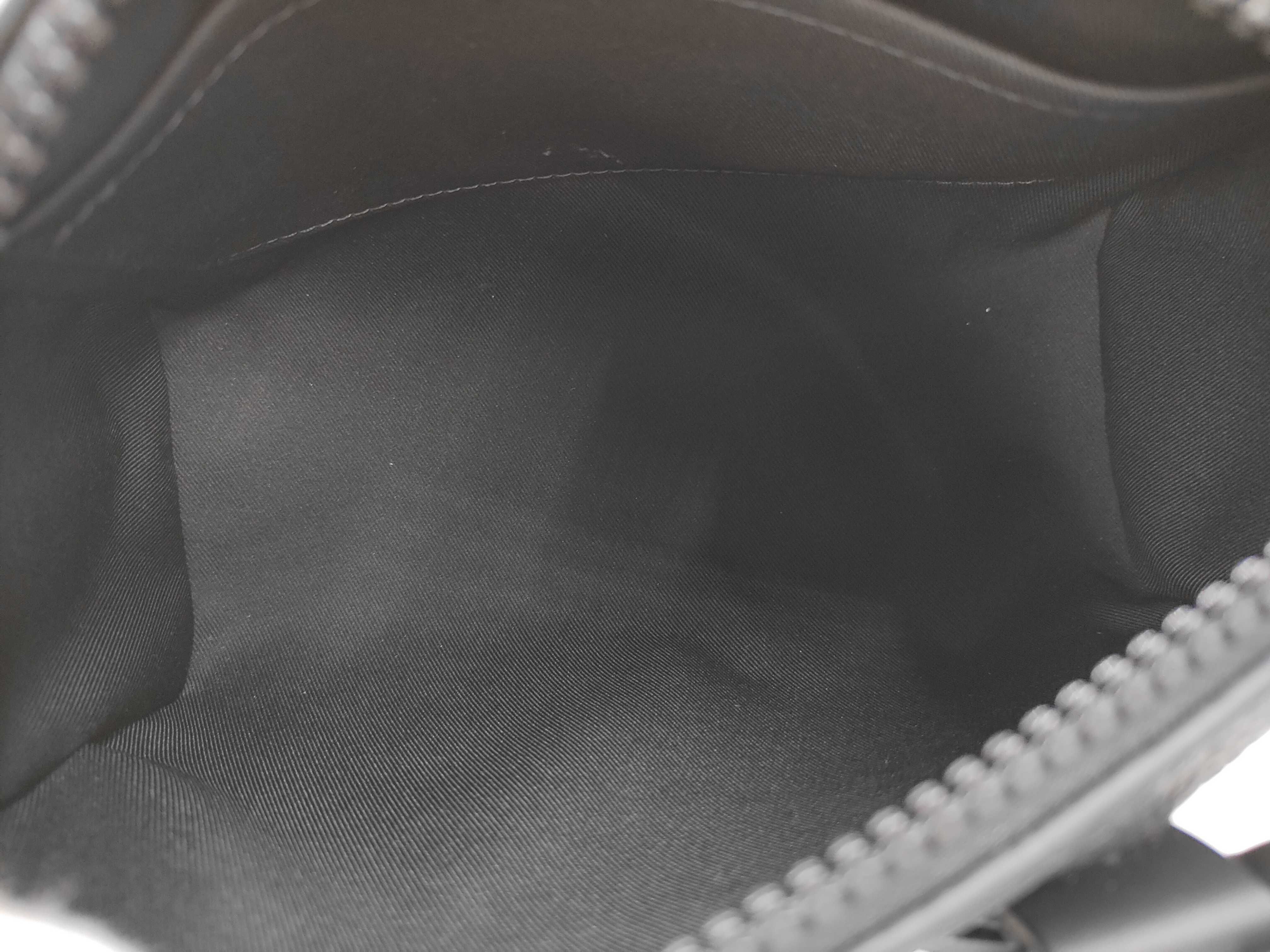 LV Taurillon Monogram Keepall Bandoulière 25 M20900 RFID Handbag — view 8