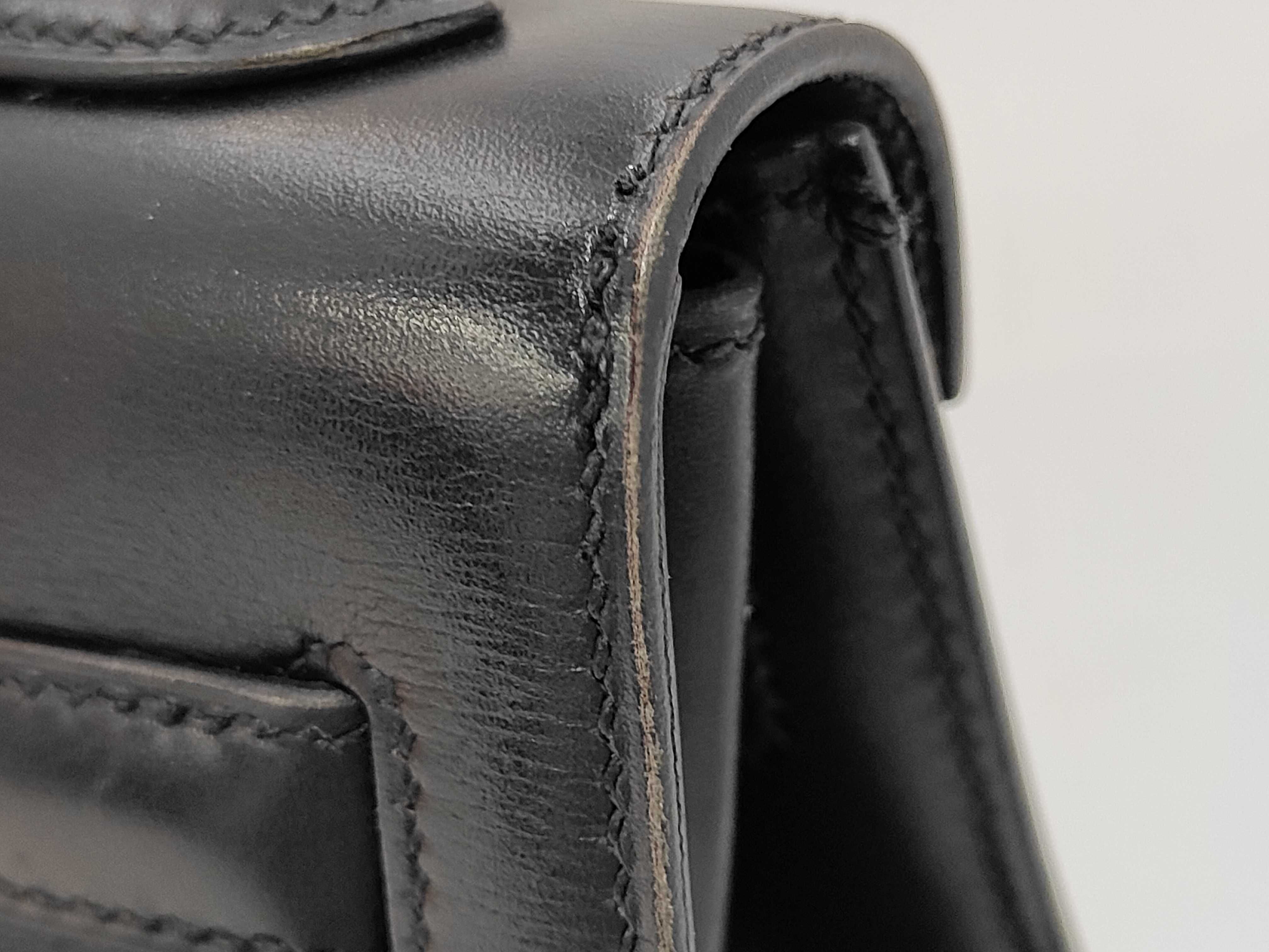 Kelly 32 Box Calf Black Gold Hardware C Stamp Handbag — view 15