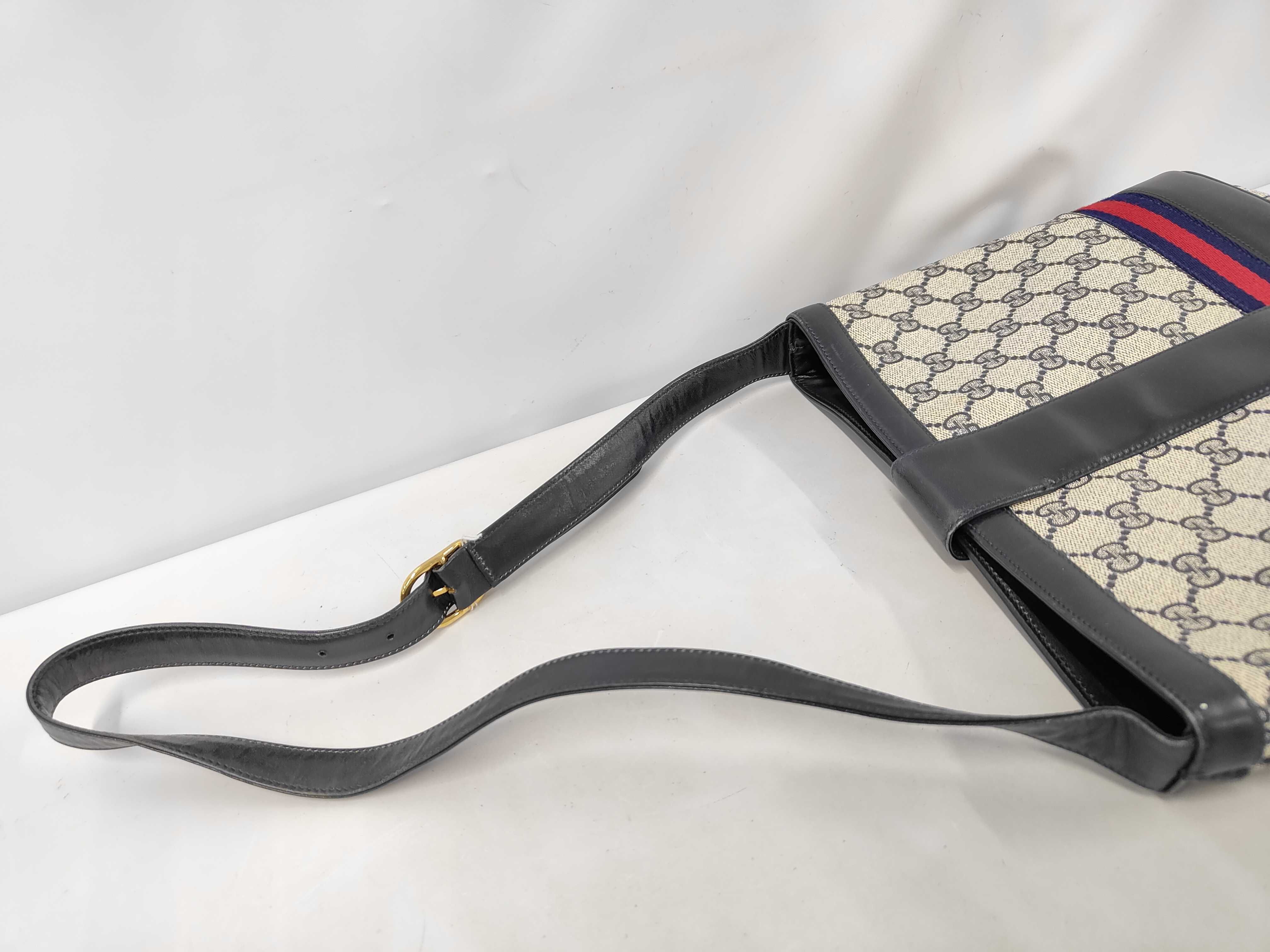 Old Vintage Sherry Line GG Supreme Shoulder Bag — view 5