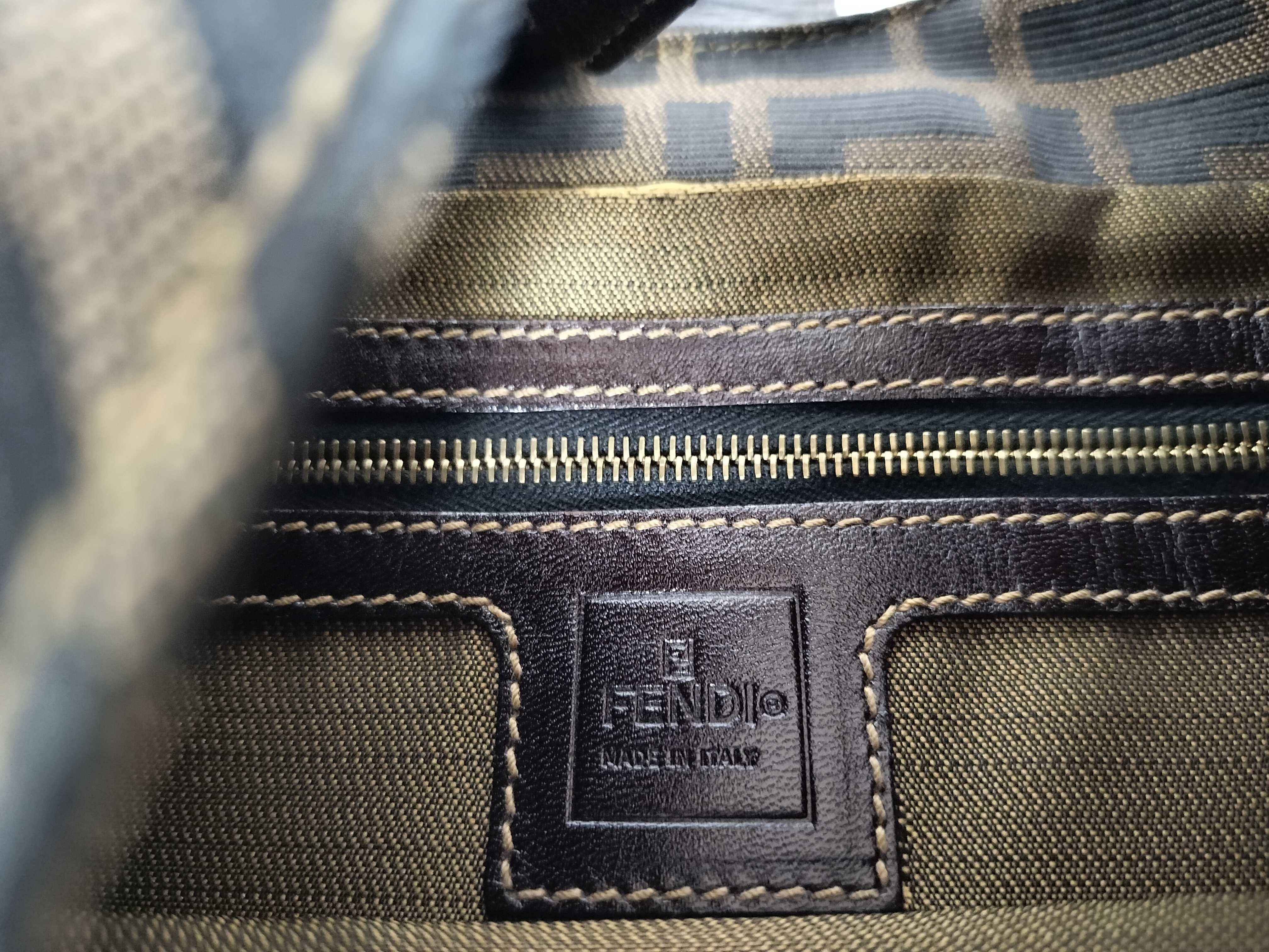 Mamma Fendi Mamma Bucket Shoulder Bag — view 12