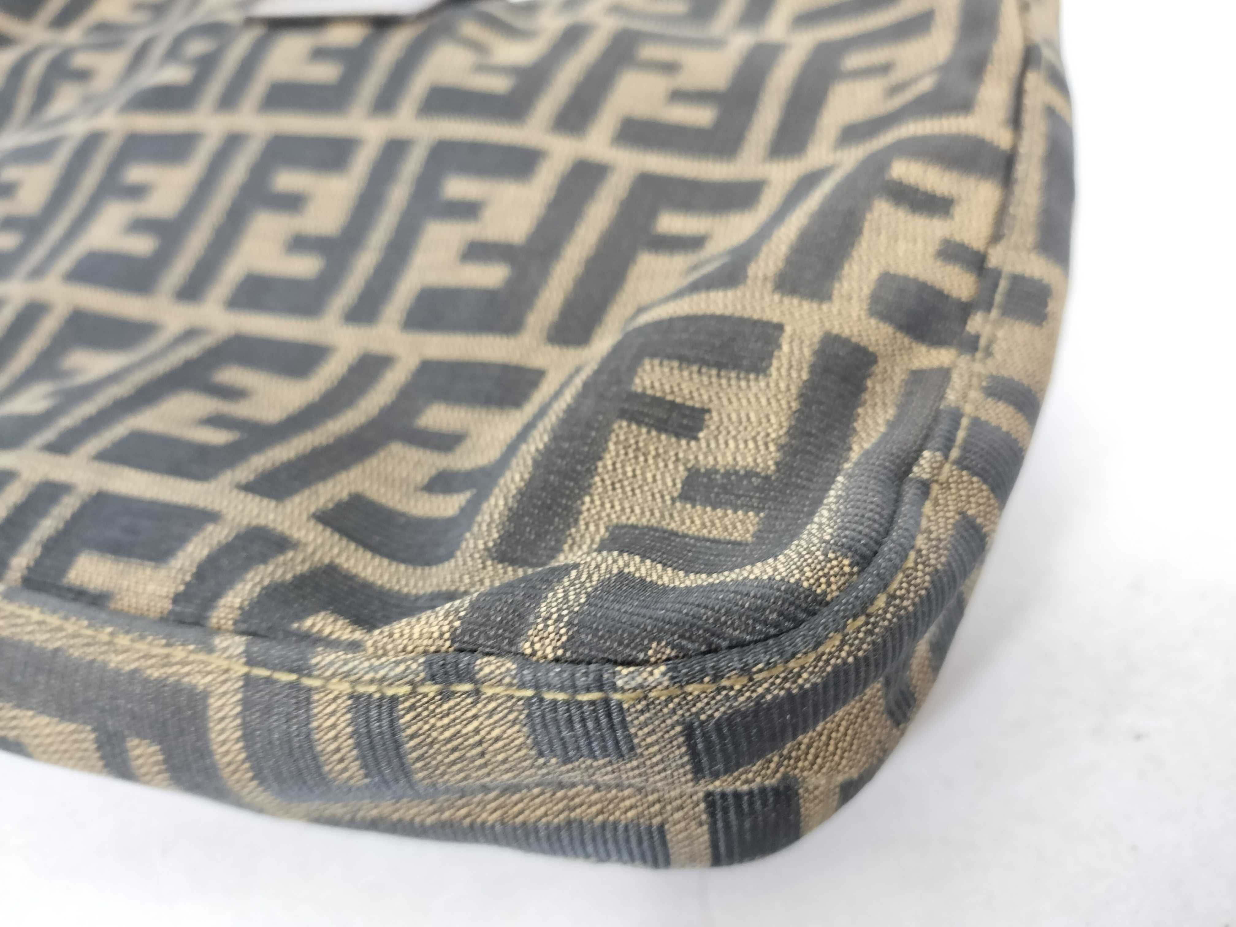 Mamma Fendi Mamma Bucket Shoulder Bag — view 6