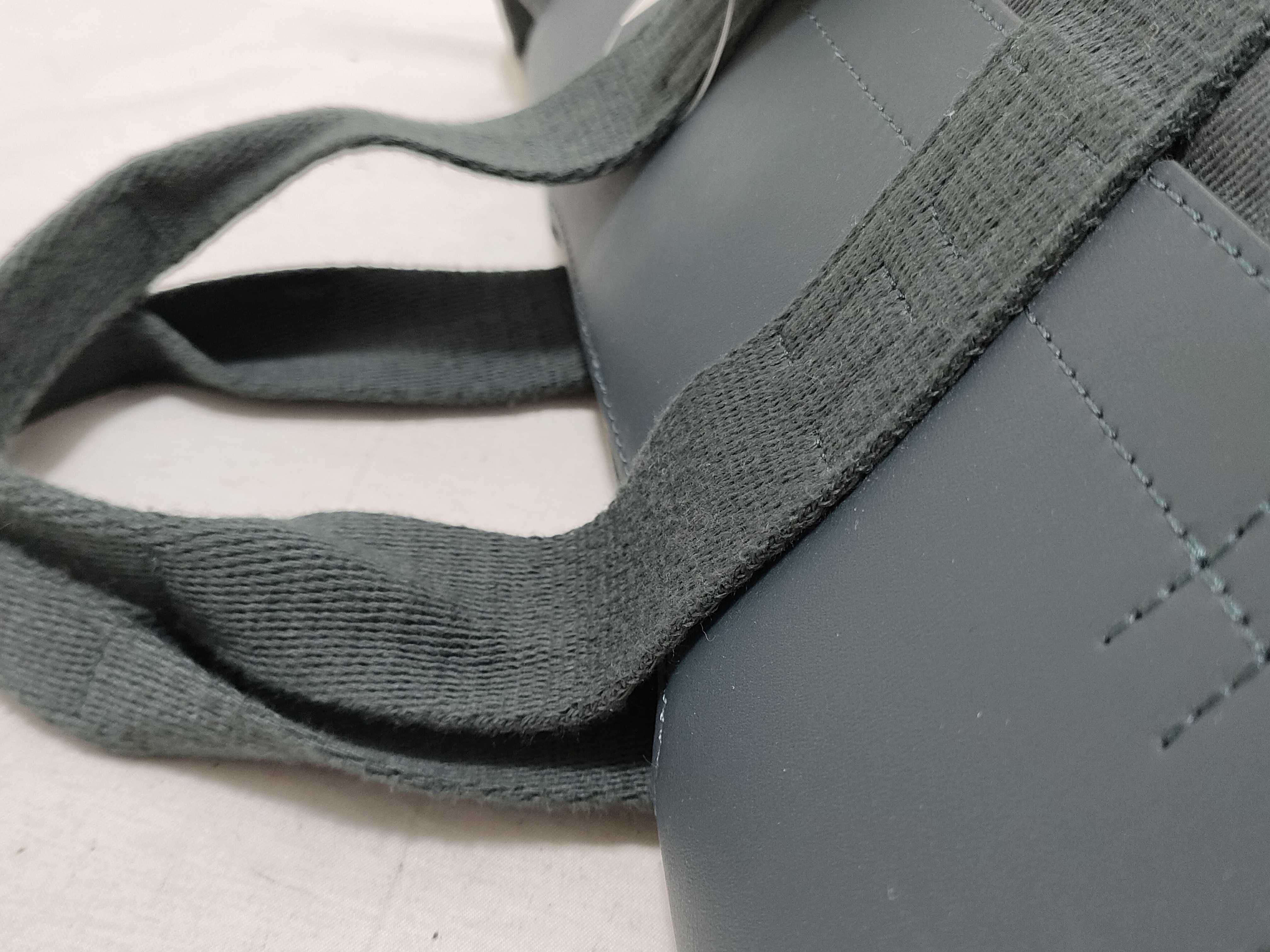 Valparaiso Black Handbag — view 5