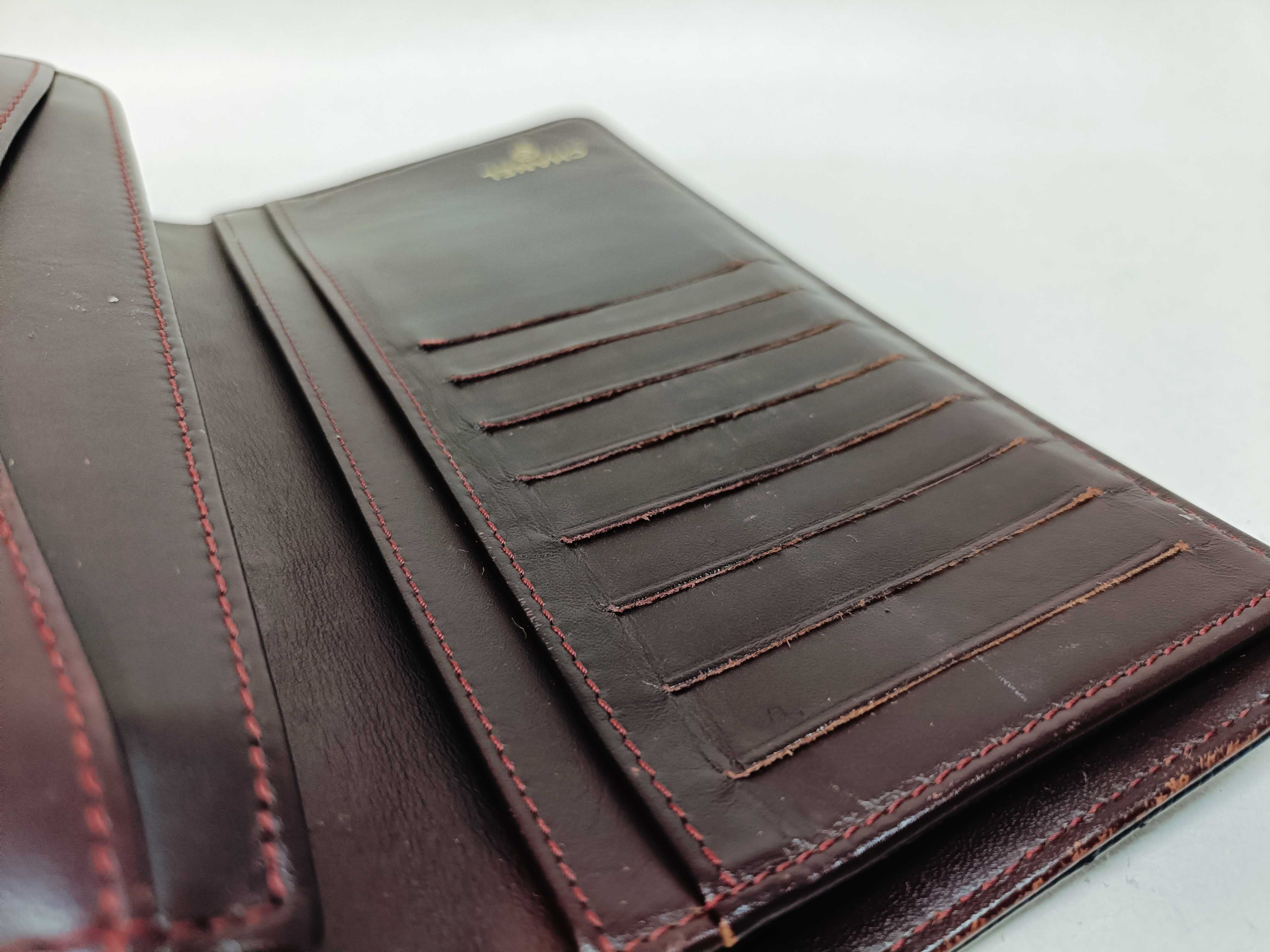Caviar Skin Matelassé Bi-fold Wallet — view 14
