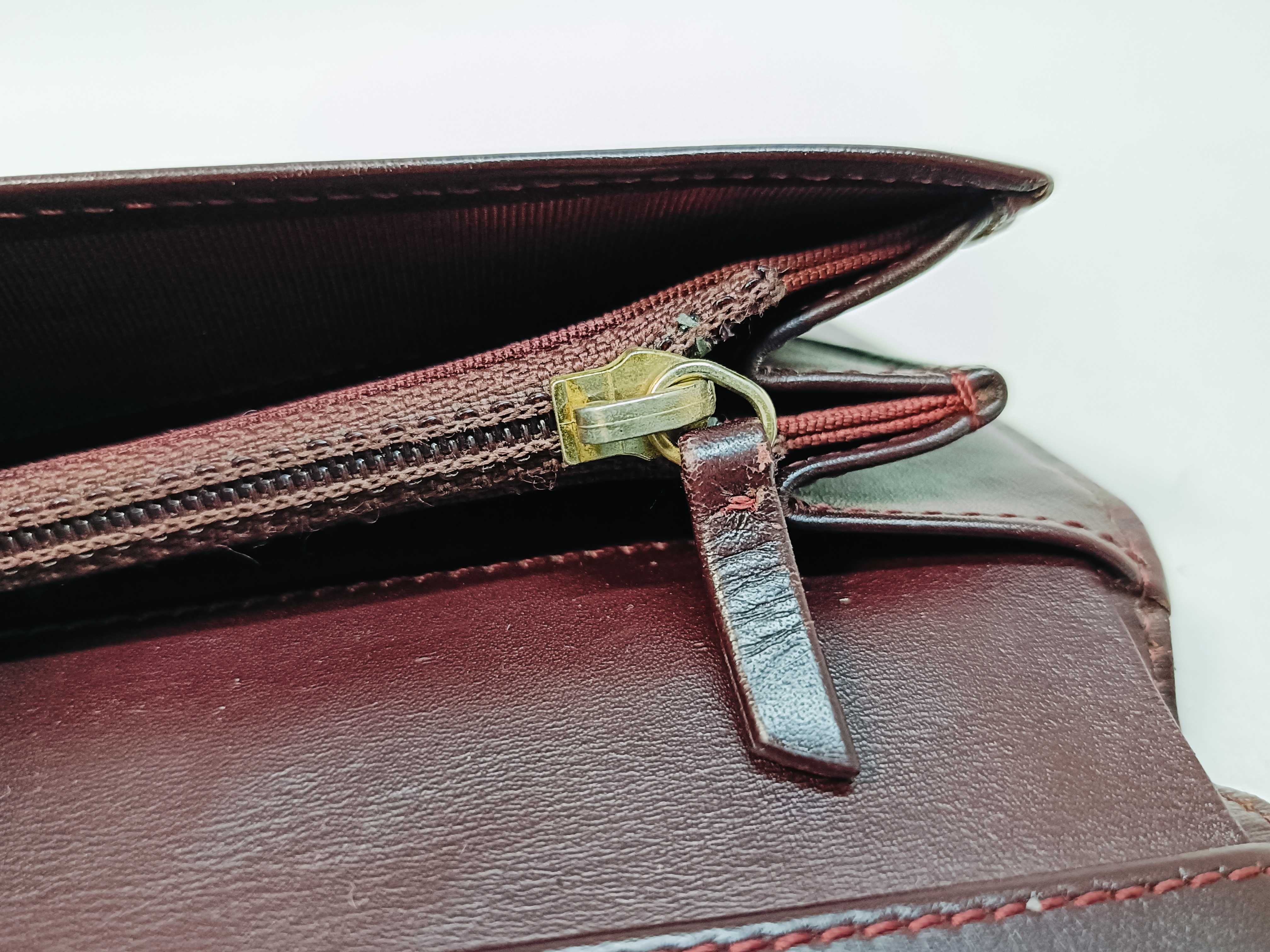 Caviar Skin Matelassé Bi-fold Wallet — view 8