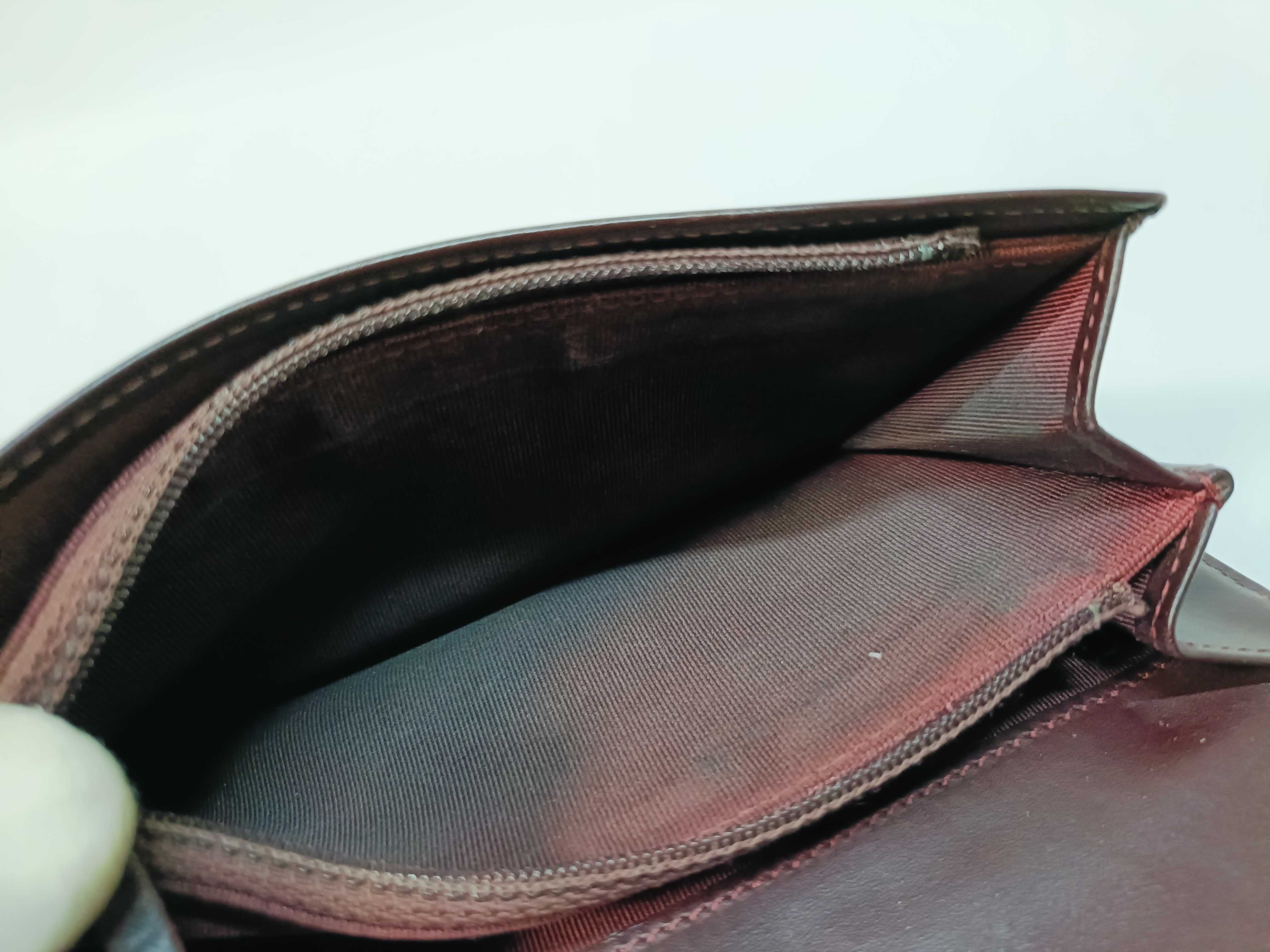 Caviar Skin Matelassé Bi-fold Wallet — view 10