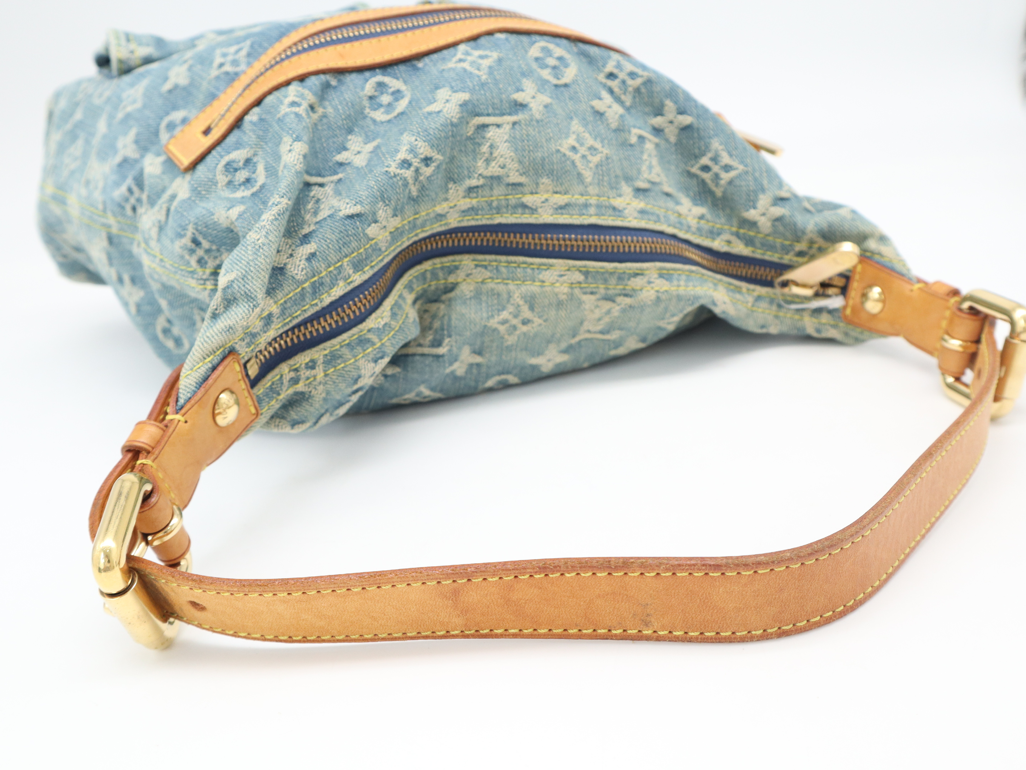 M95048 Monogram Denim Baggy GM Shoulder Bag — view 6