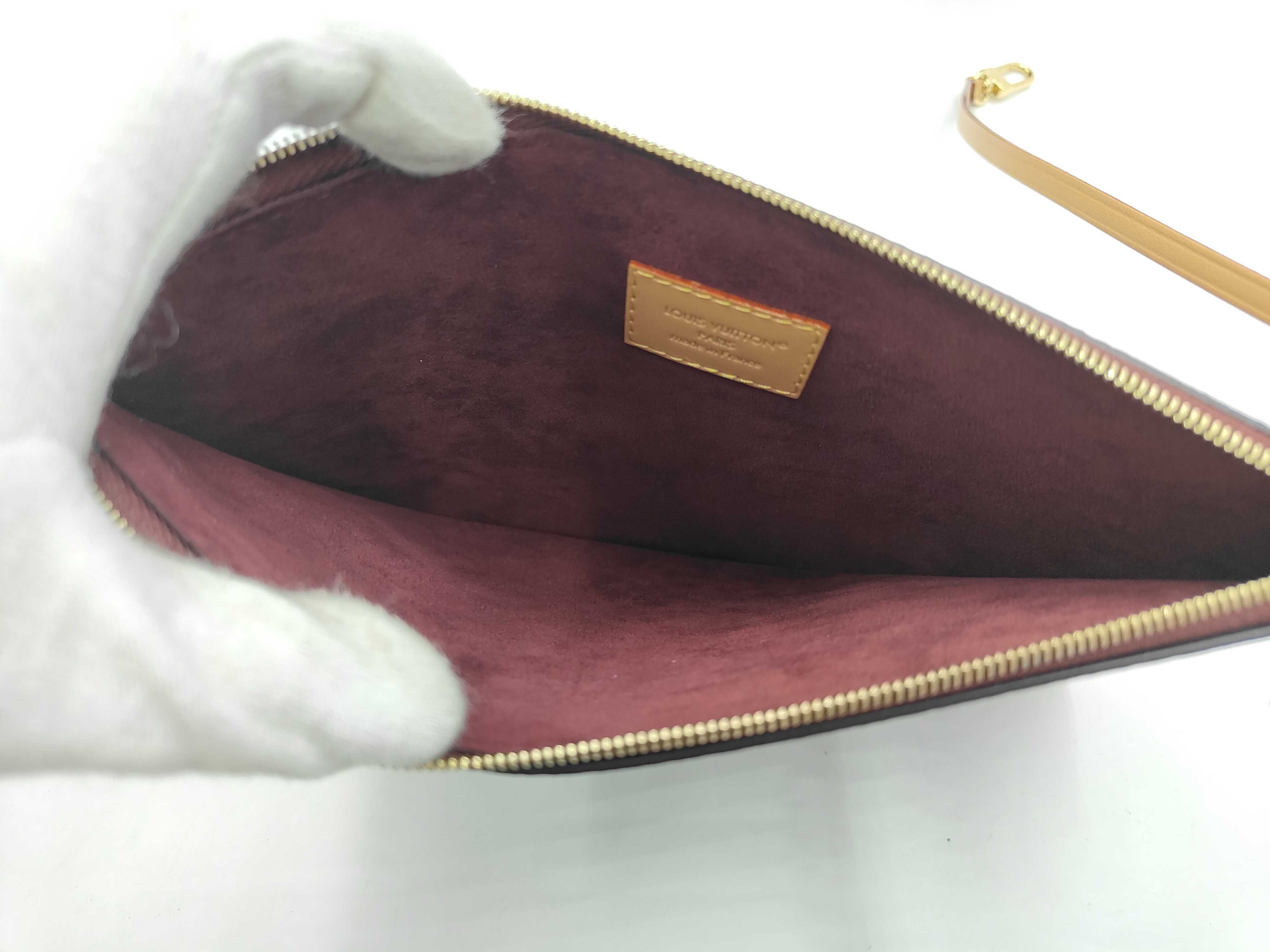 M46197 Carryall NM MM Monogram Shoulder Bag — view 14
