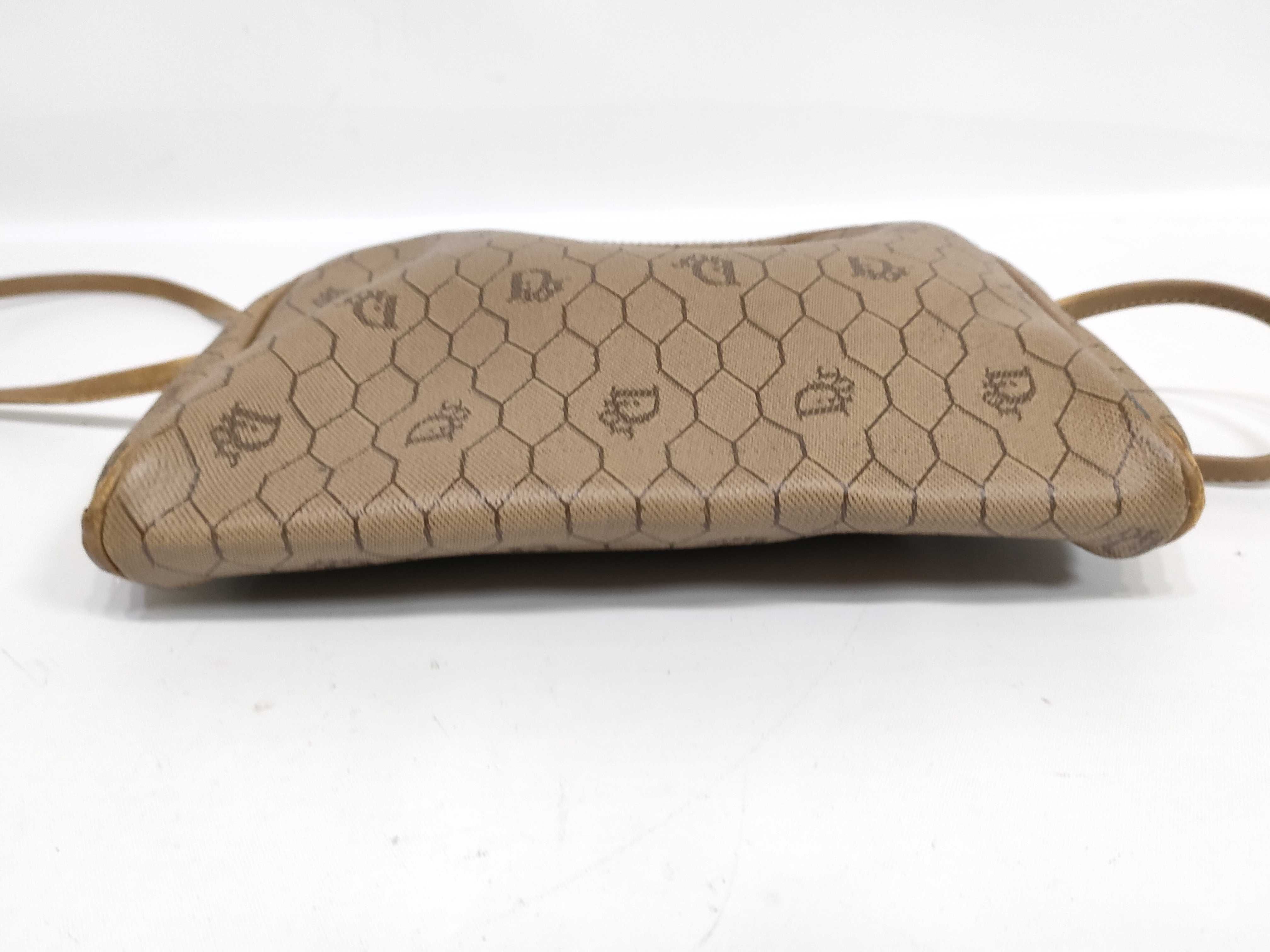 Honeycomb Pattern Shoulder Bag — view 8