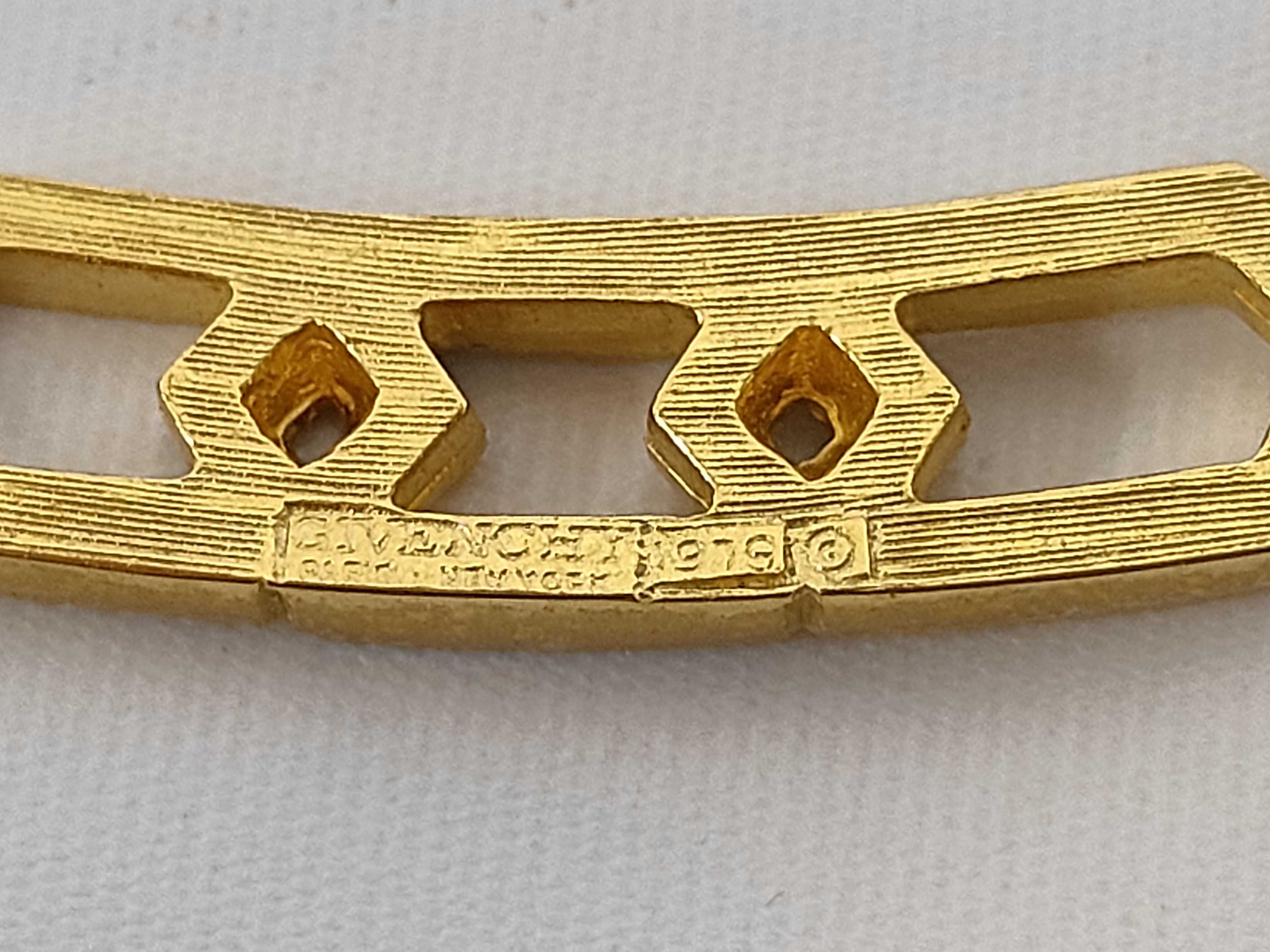 Rhinestone Vintage Gold Necklace — view 3