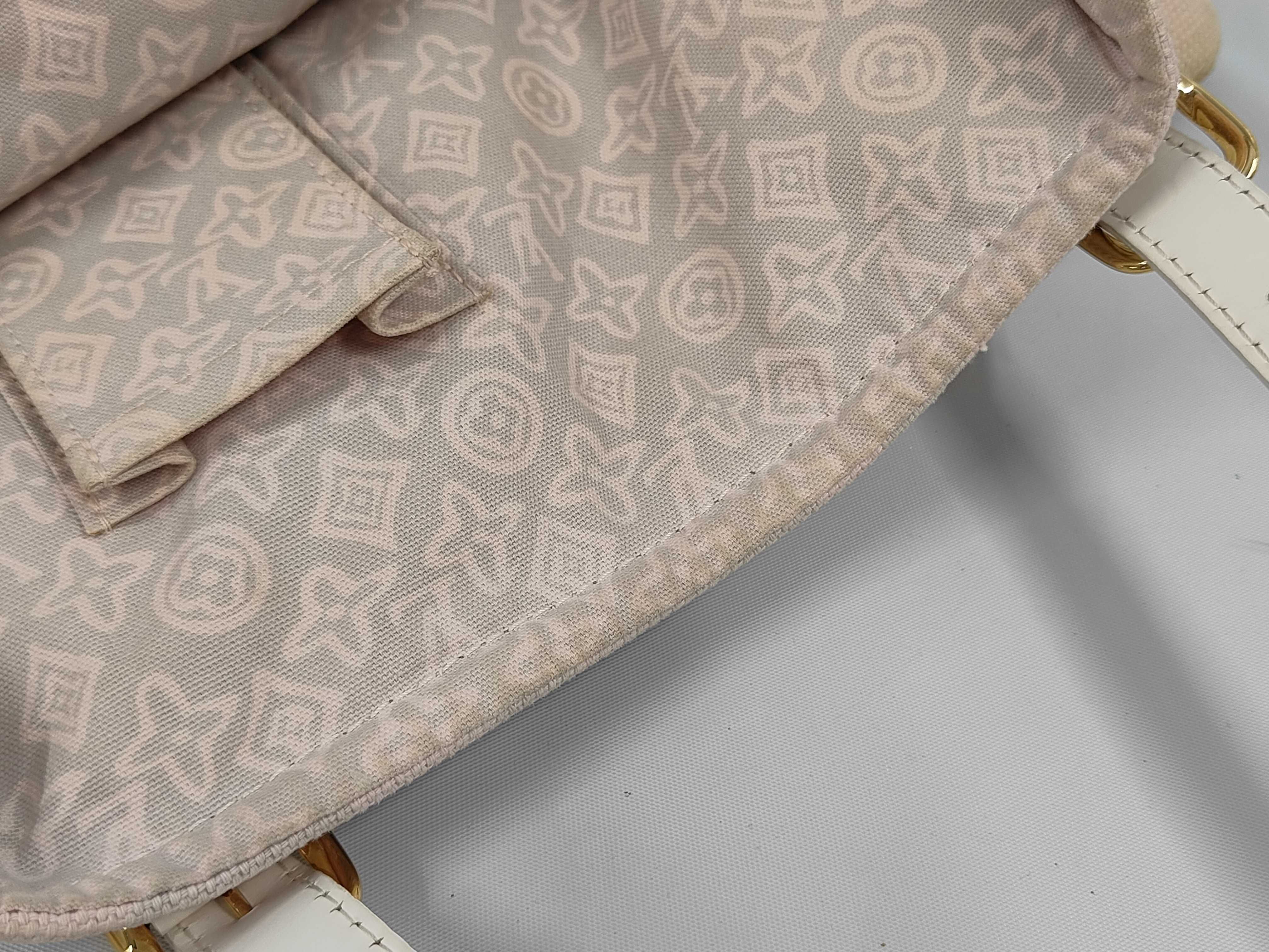 LV Taïcienne PM Tote Bag — view 12
