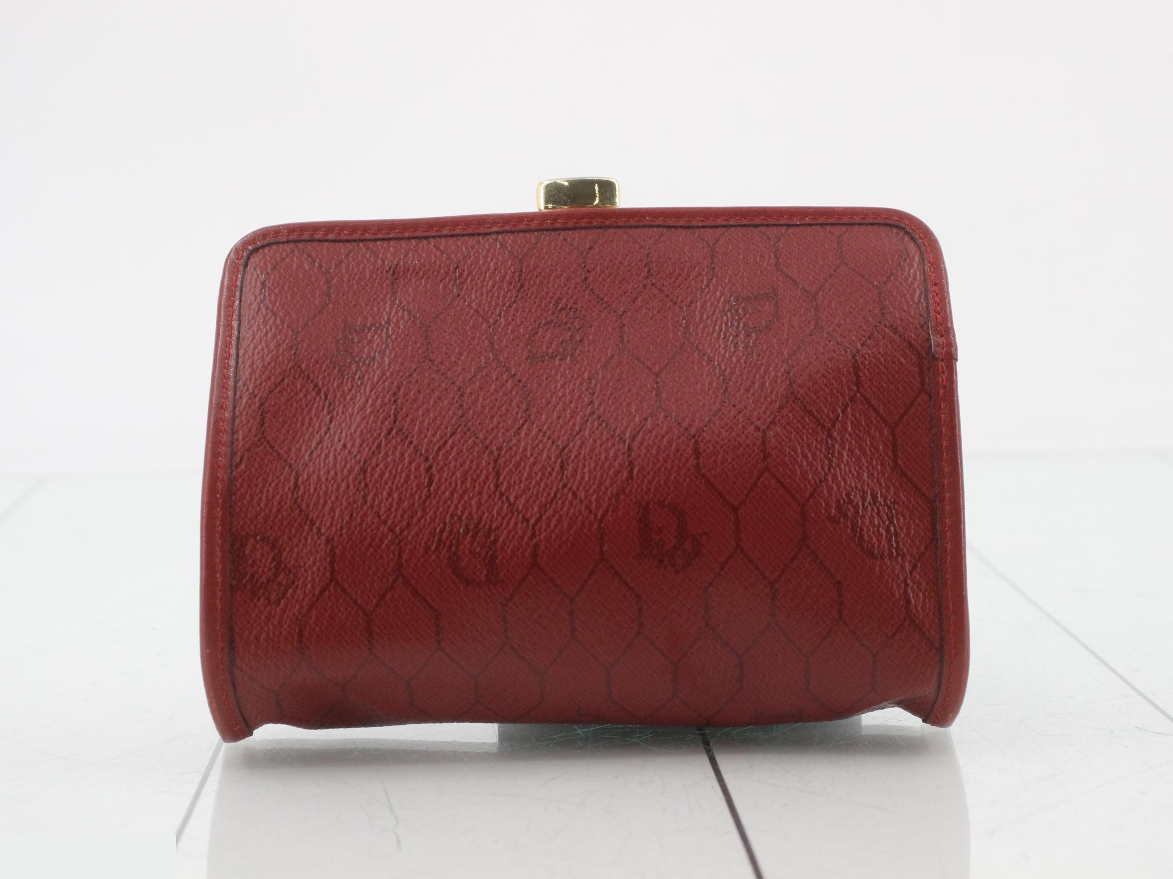 pouch — view 2
