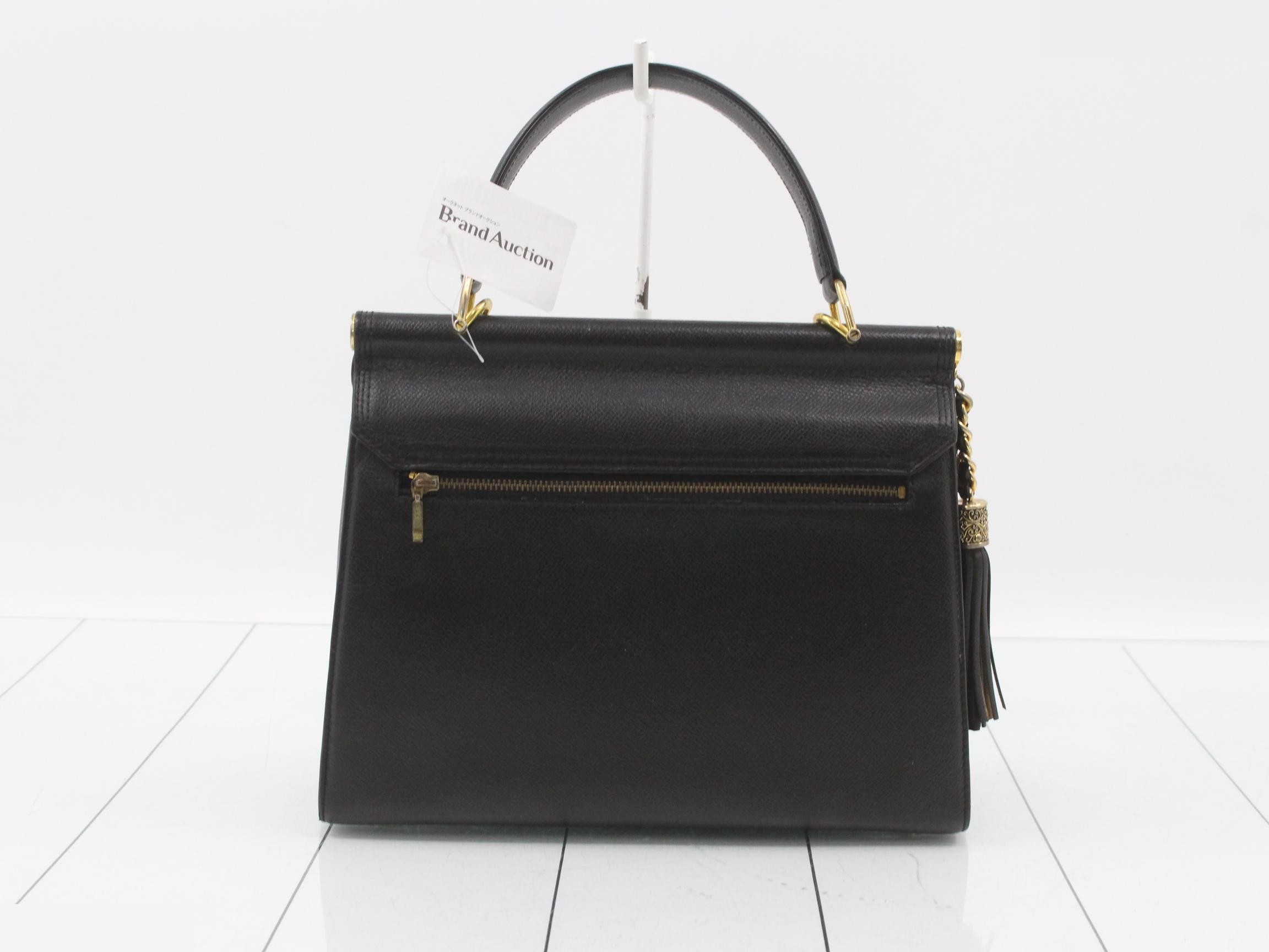 handbag — view 2