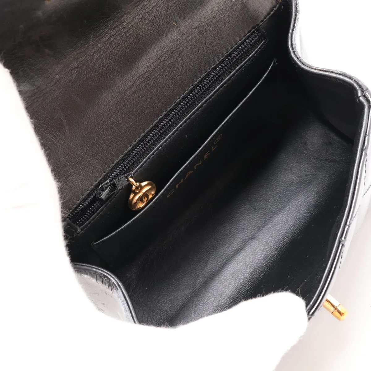 Matelassé Patent Leather Chain Handbag, Black with Gold Hardware, Item Number 3721766 (Serial Number 3) — view 7