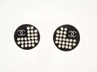 Vintage Classic (Precious Metal) Earrings