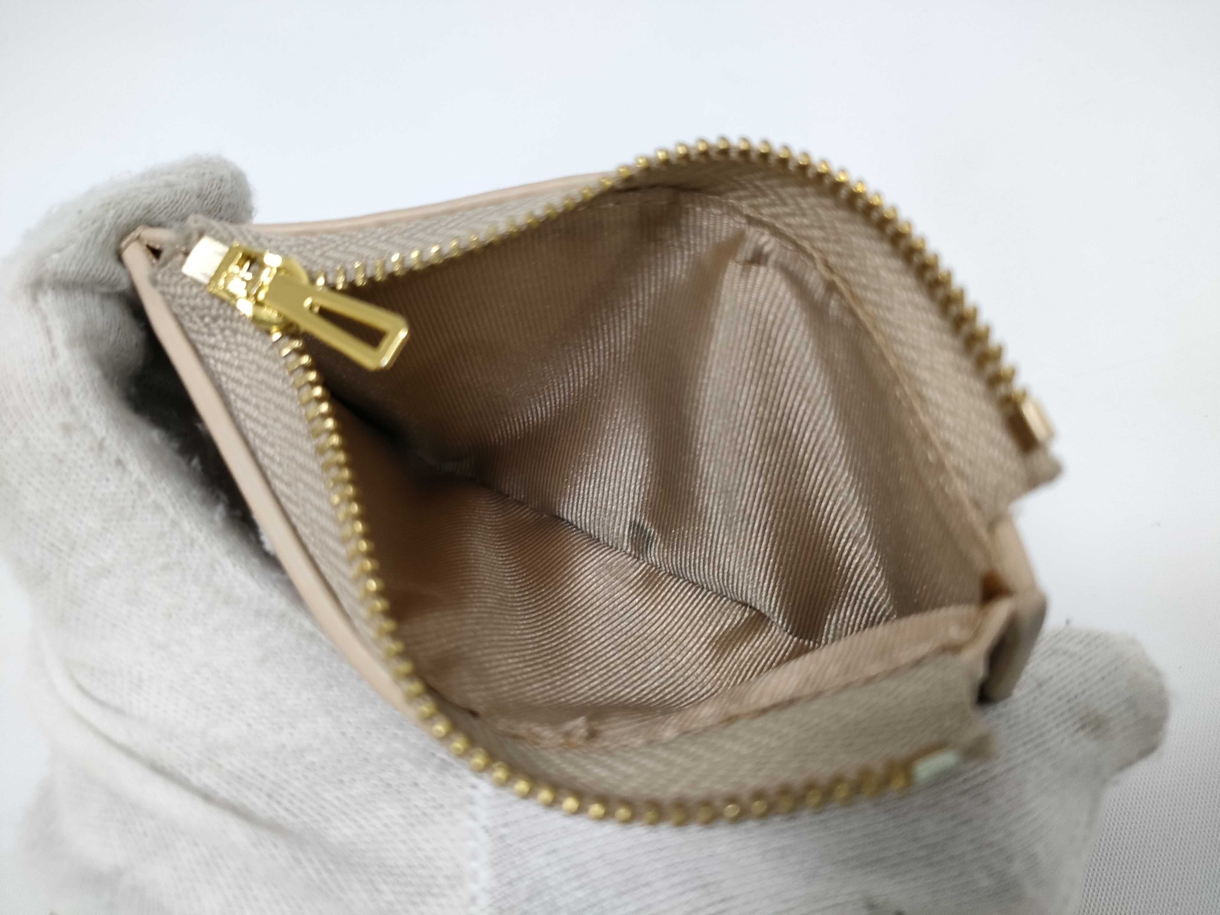 Tri-fold Wallet, Loewe Pebble Vertical Wallet, Small Wallet — view 11