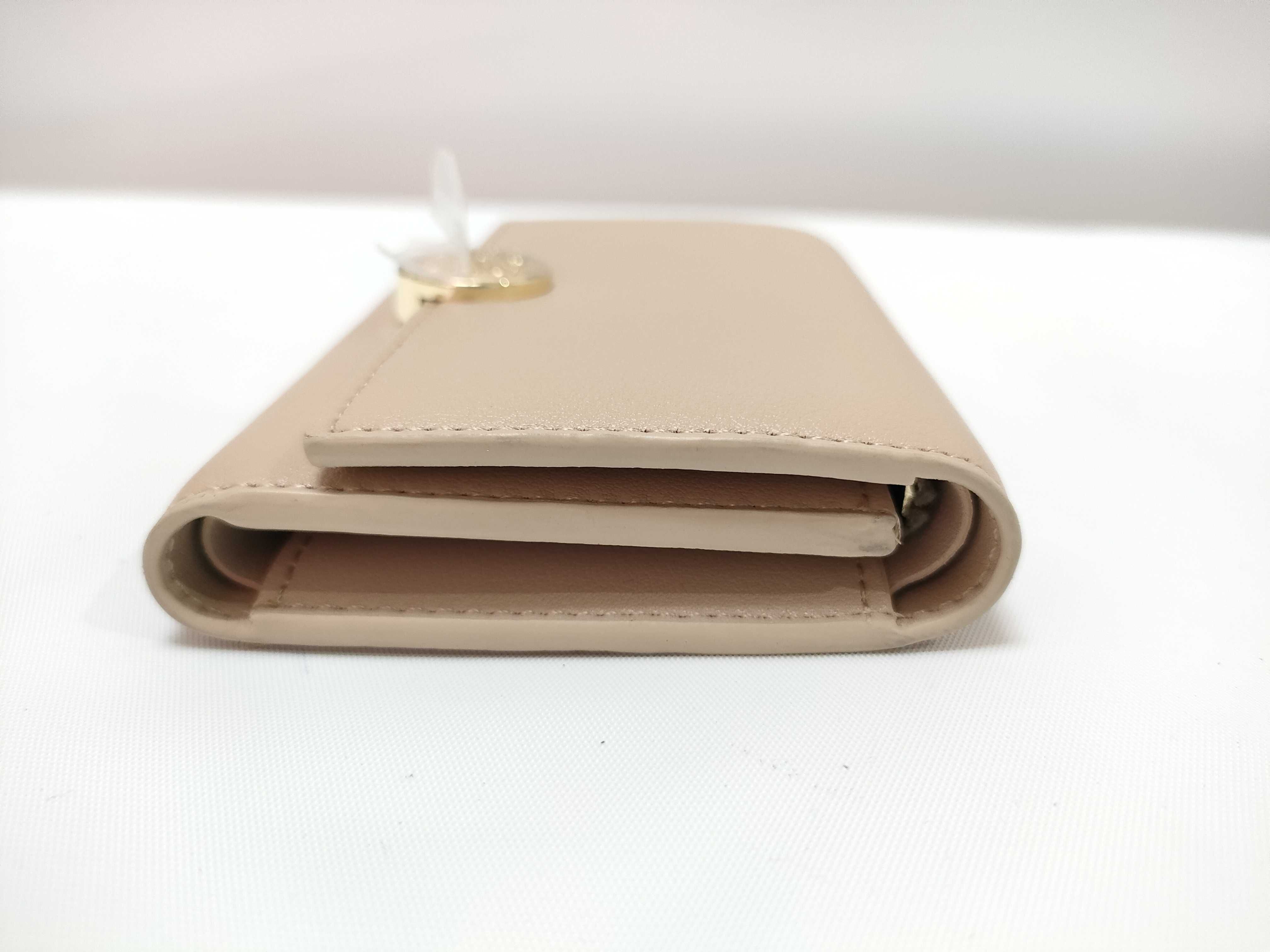 Tri-fold Wallet, Loewe Pebble Vertical Wallet, Small Wallet — view 4