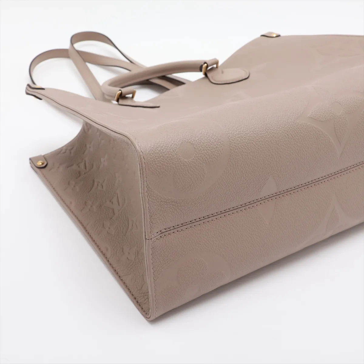 Monogram Empreinte OnTheGo MM M45607 Beige (RFID detected) — view 4