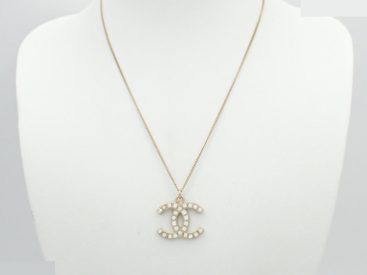 Icon Series (Precious Metal) Necklace/Pendant, Chain approx. 42cm — view 3
