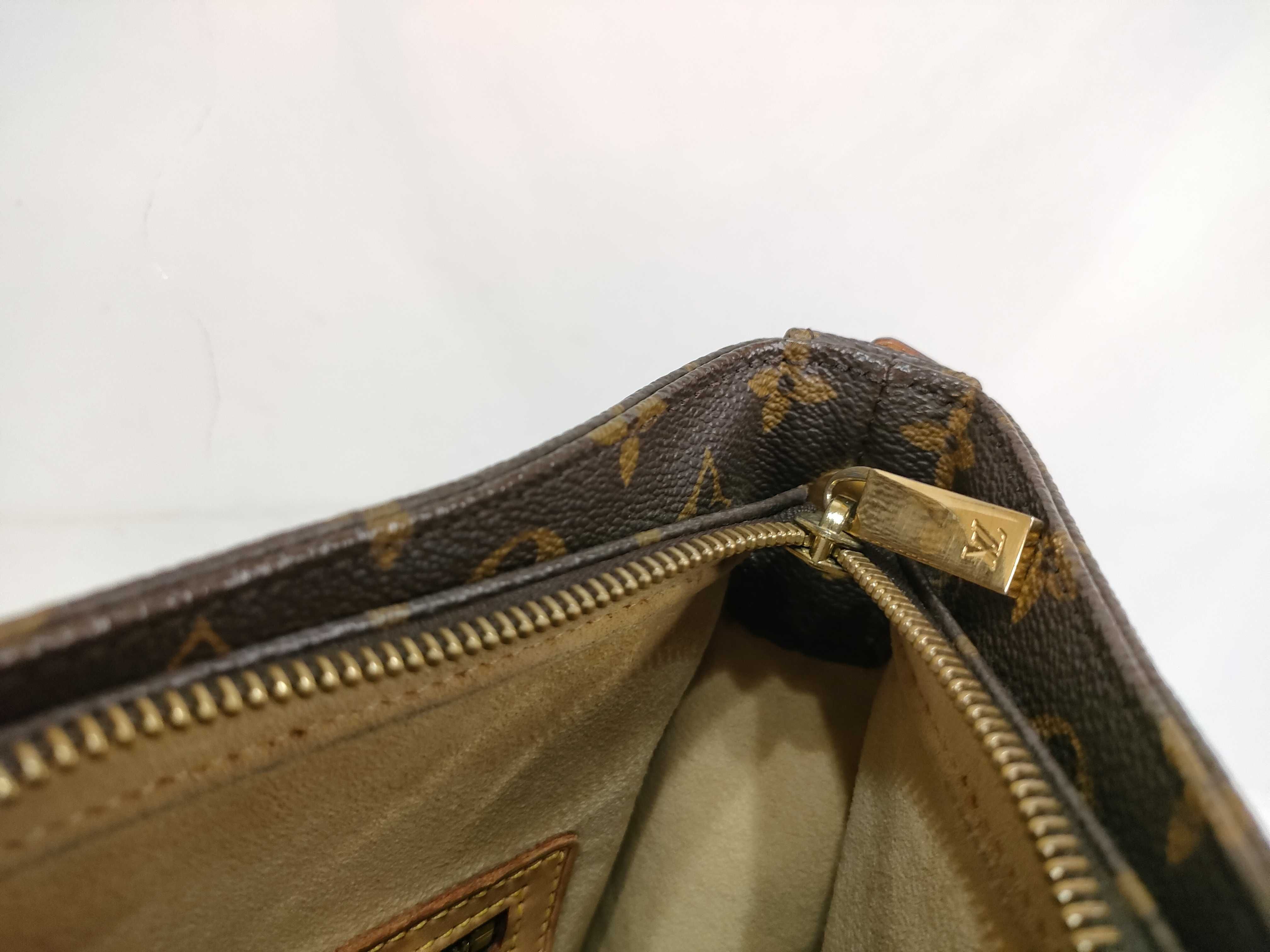 Monogram Looping GM M51145 DU0092 Brown Shoulder Bag — view 10
