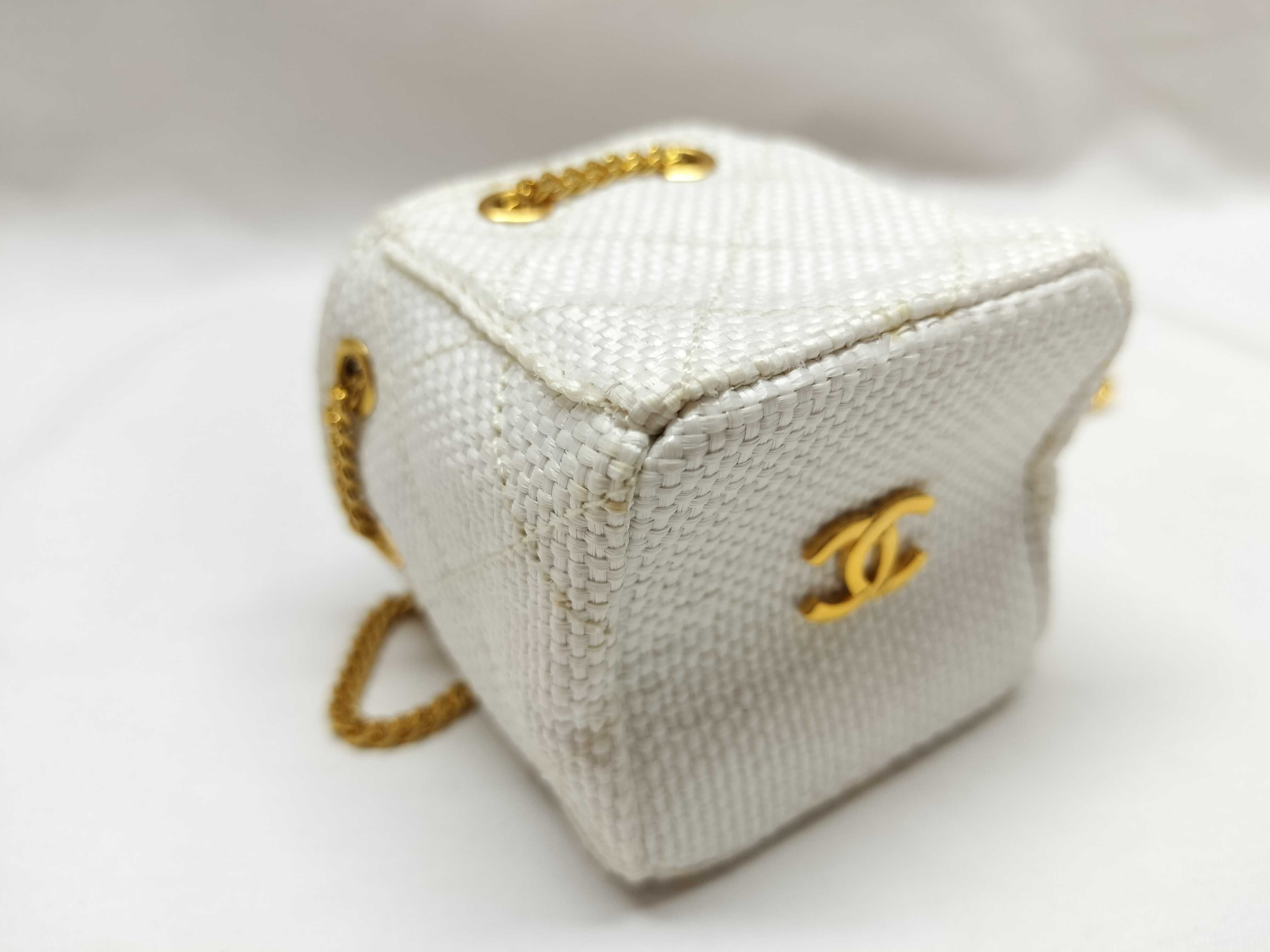 Coco Raffia Micro 1990s Vintage White Pouch — view 4