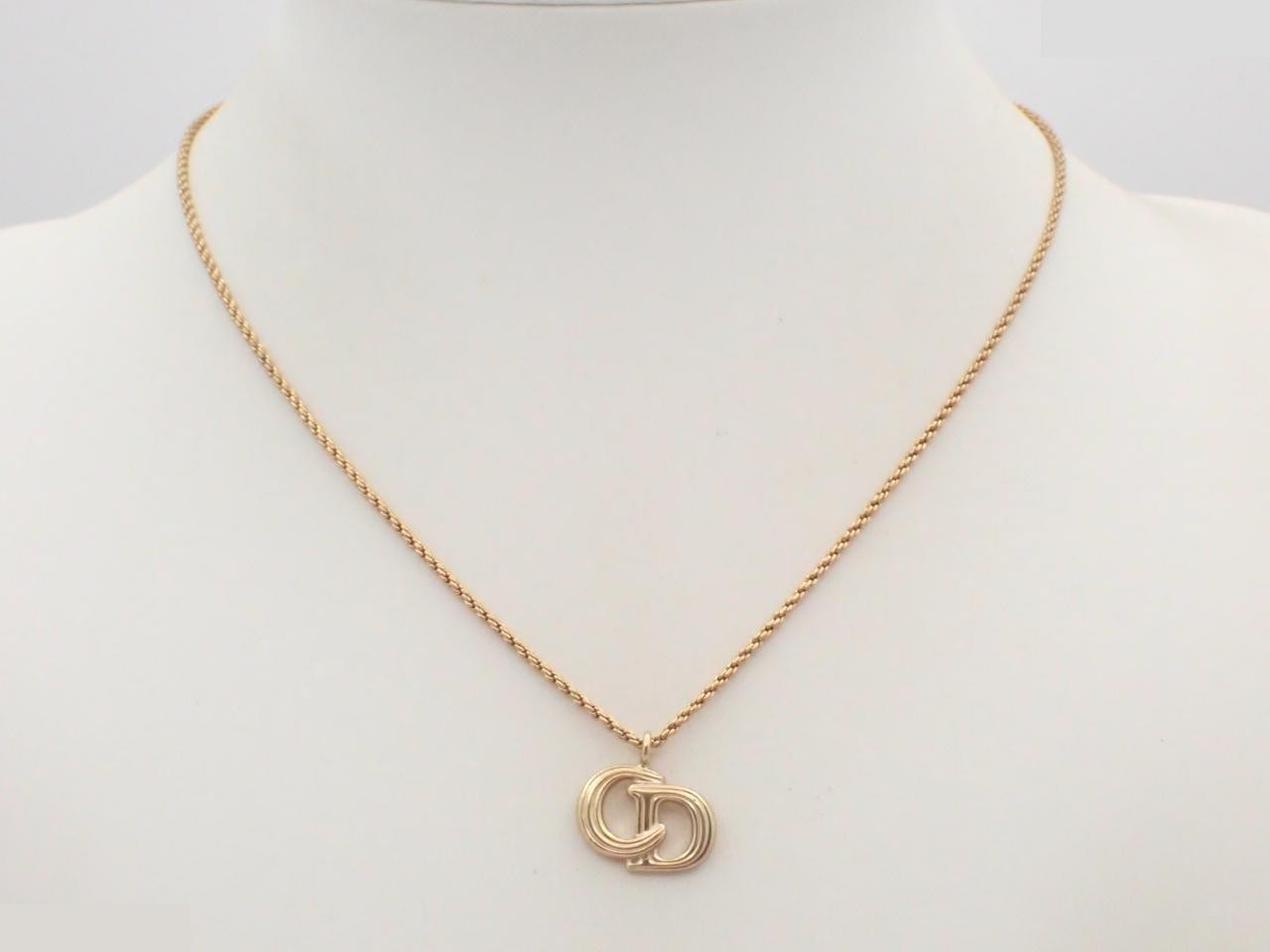 CD logo necklace, gold color, chain approximately 43cm — view 3