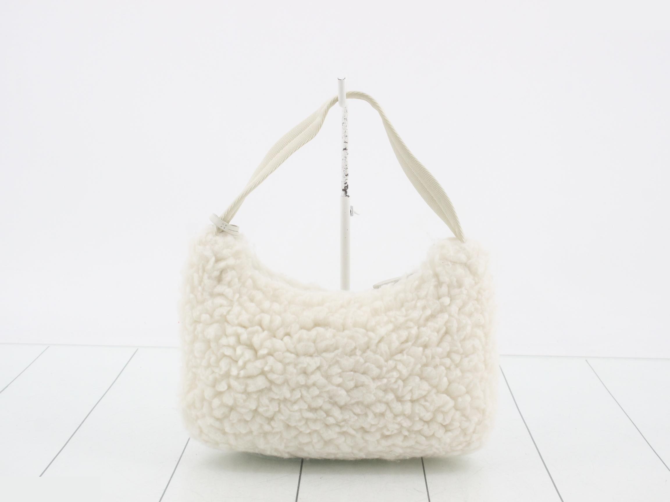 Re-Edition 2000 Hobo Sheepskin Handbag — view 2