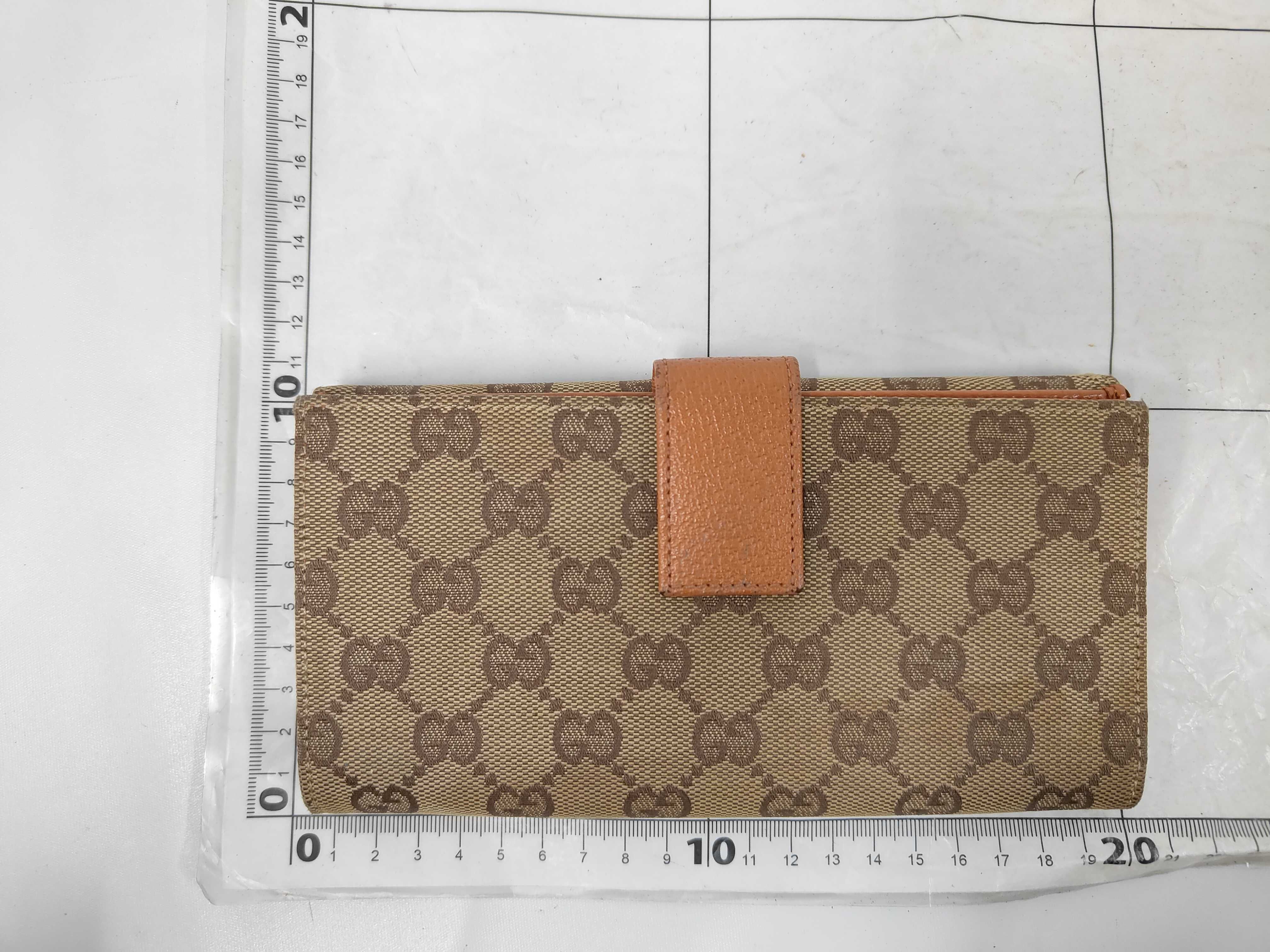 long wallet — view 2